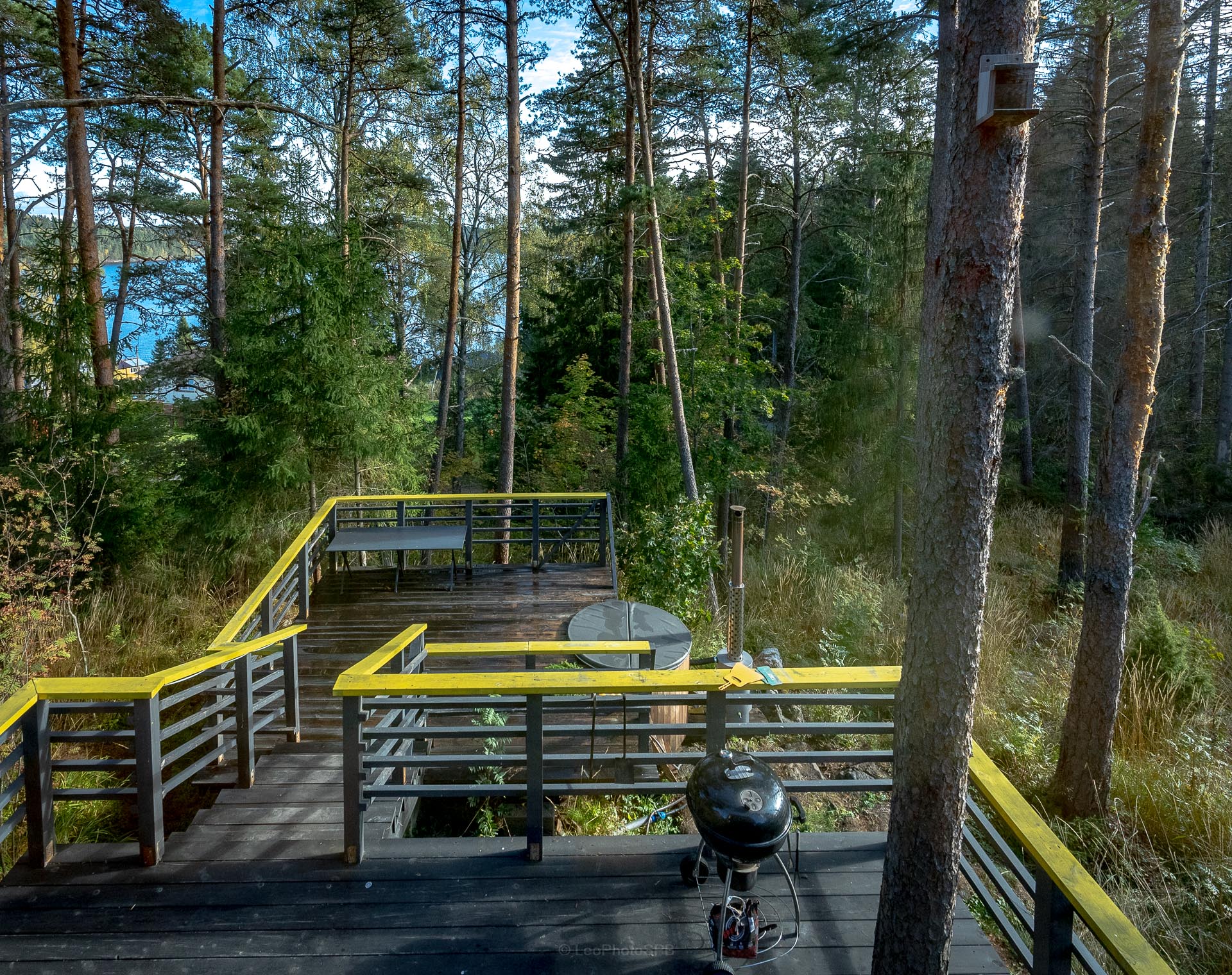 Дом с видом на озеро