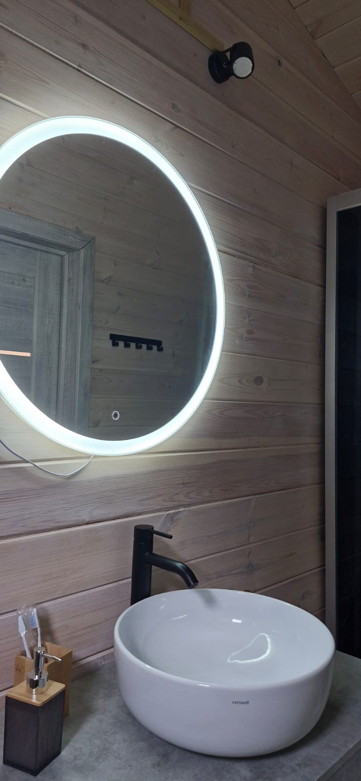 Двухместный номер с 1 кроватью и видом на горы