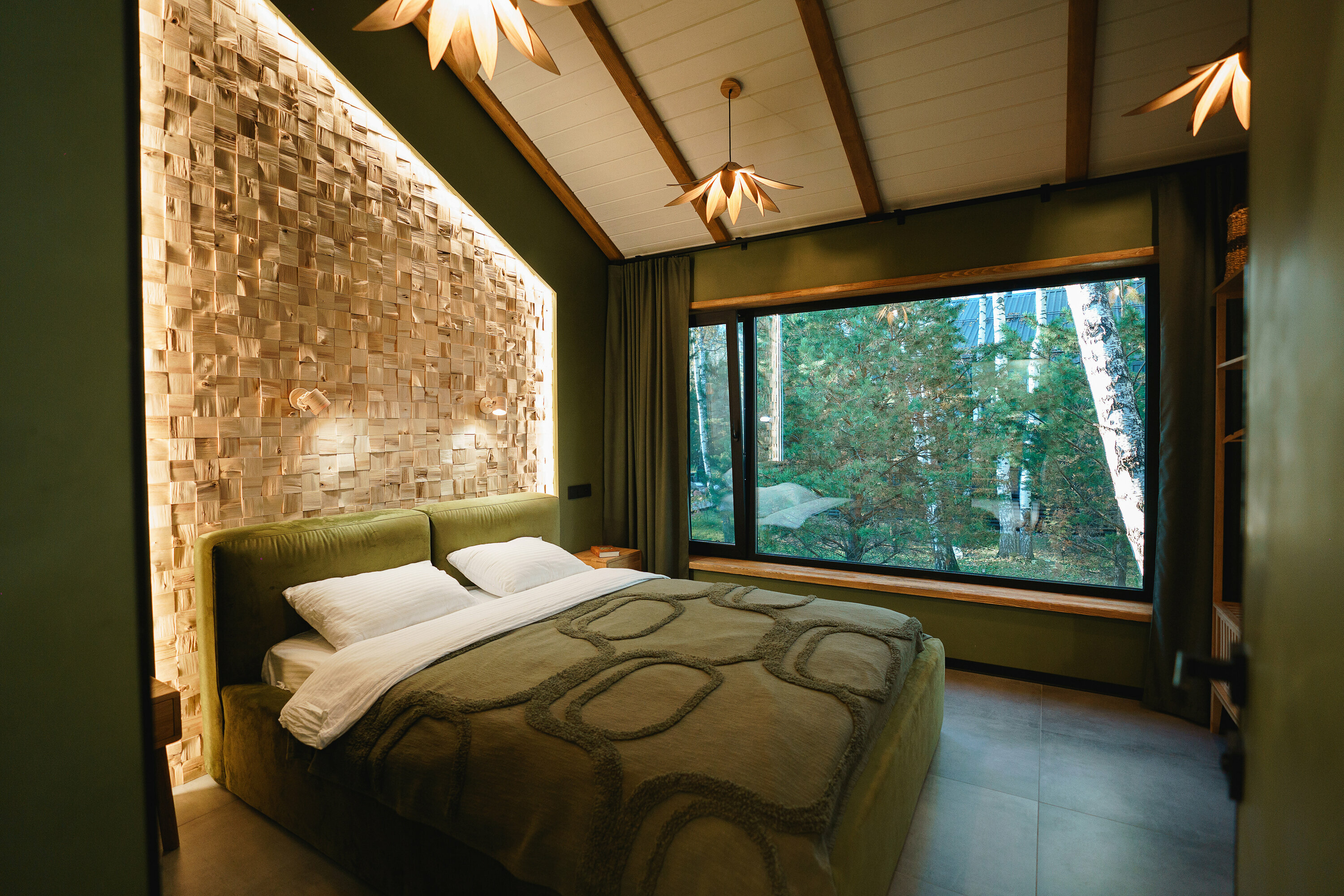 Коттедж с видом на лес