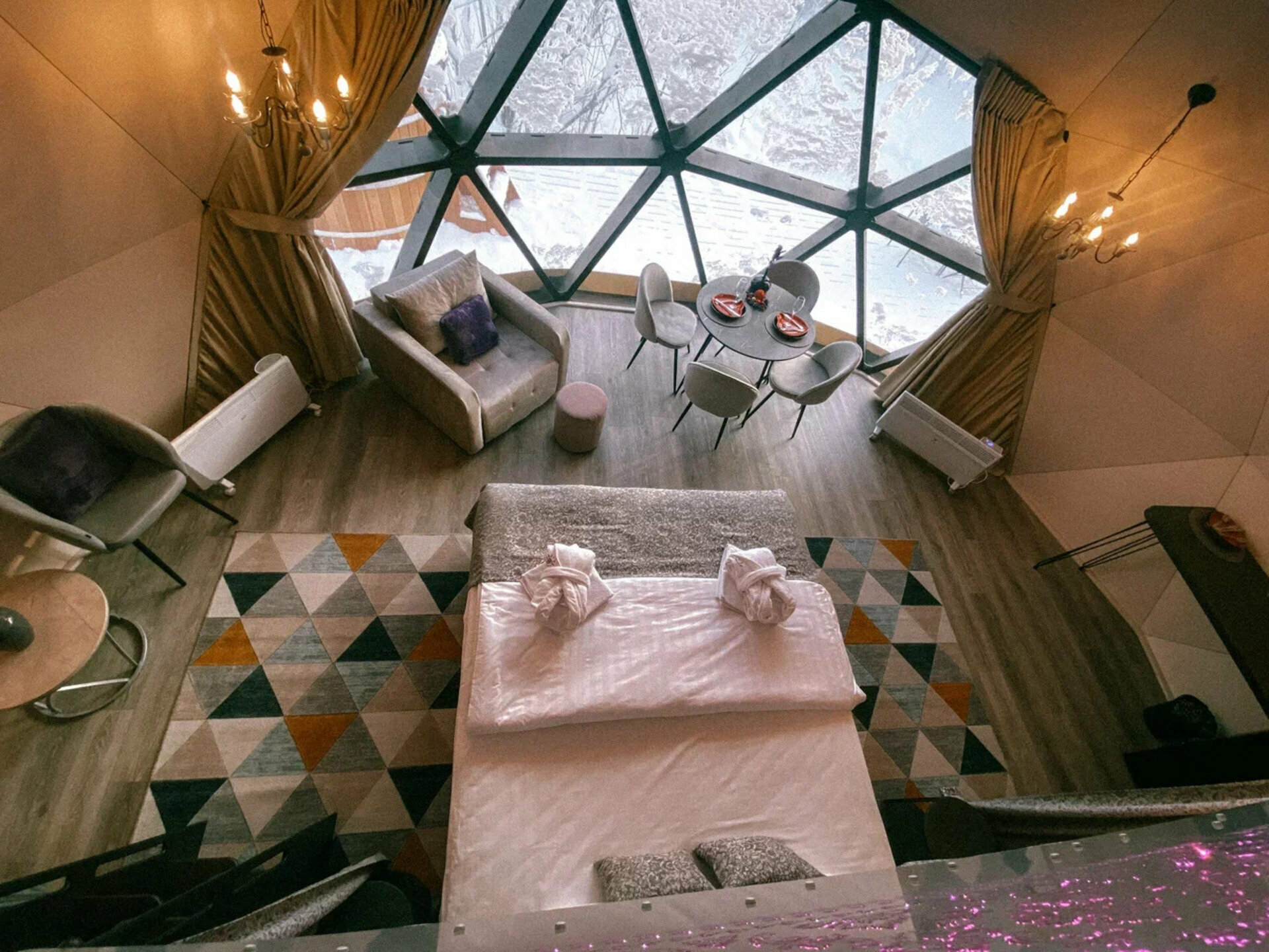 Геокупол Сьют "Замки Луары"