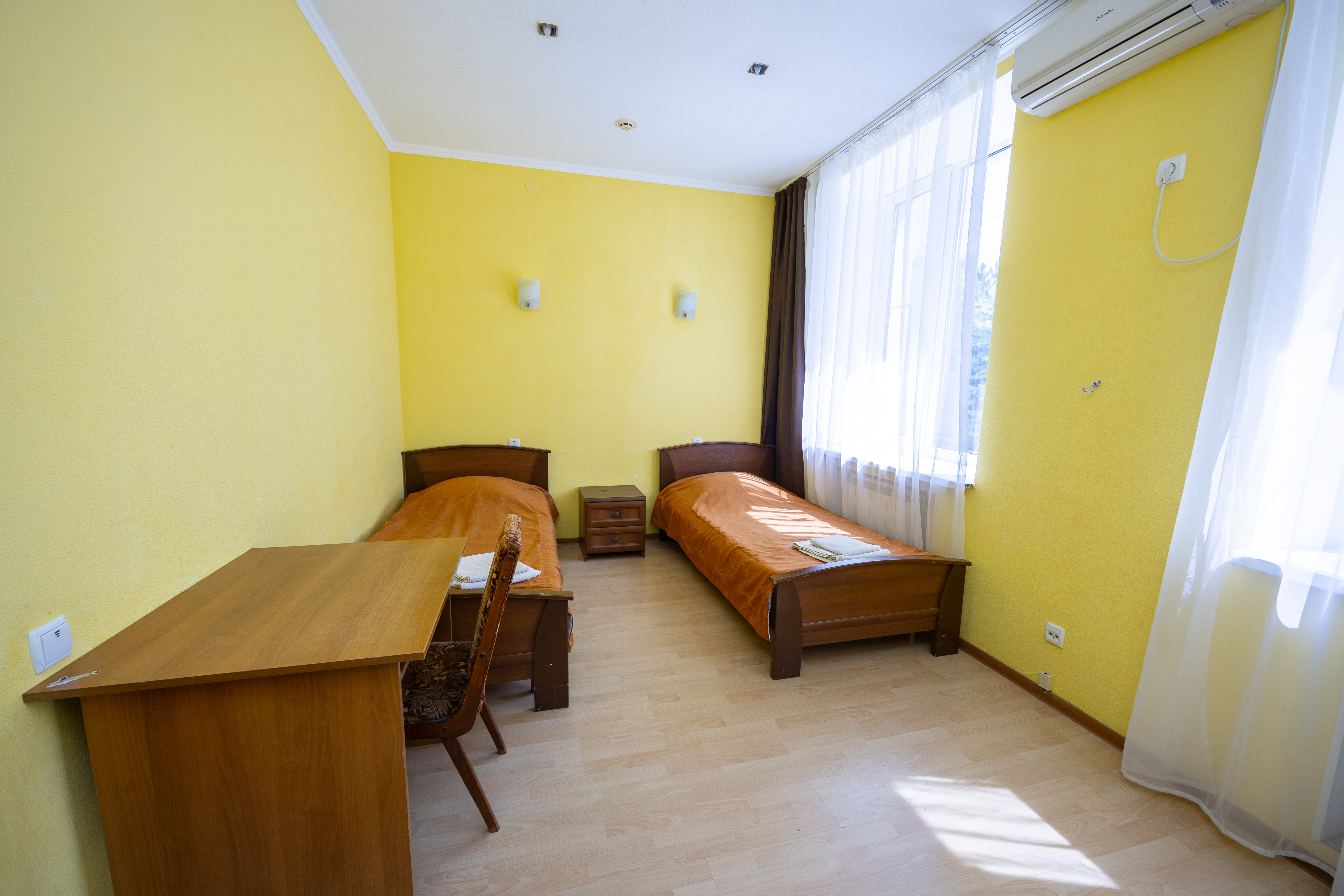 Двухместный номер с 2 двуспальными кроватями