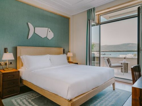 1 Bedroom Suite With Sea View в Regent Porto Montenegro