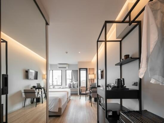 Escape Terrace Room (Building B)