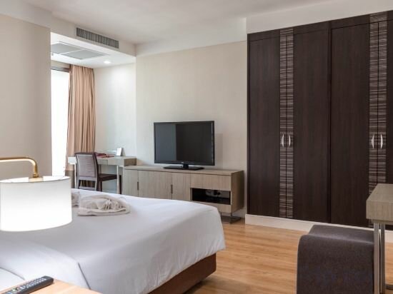 Complex 1 Bedroom Suite