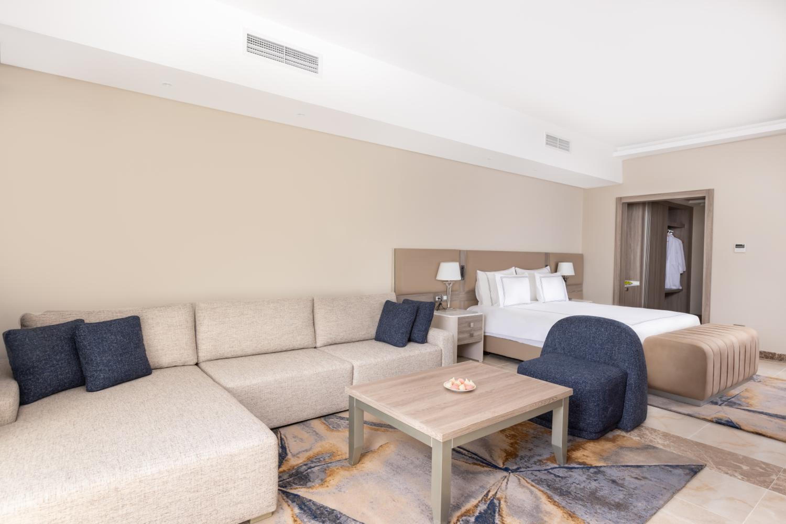 Junior Suite - Blue Planet