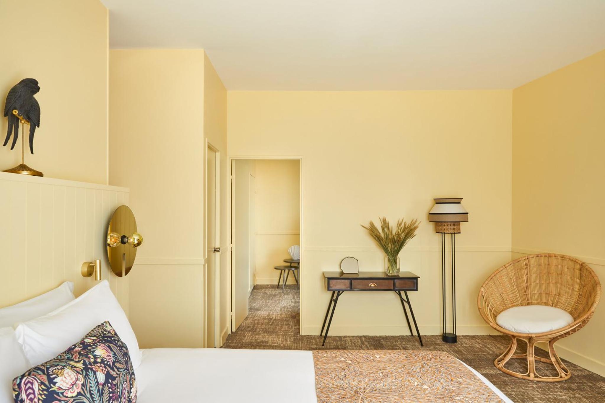 King Suite with Sofa Bed