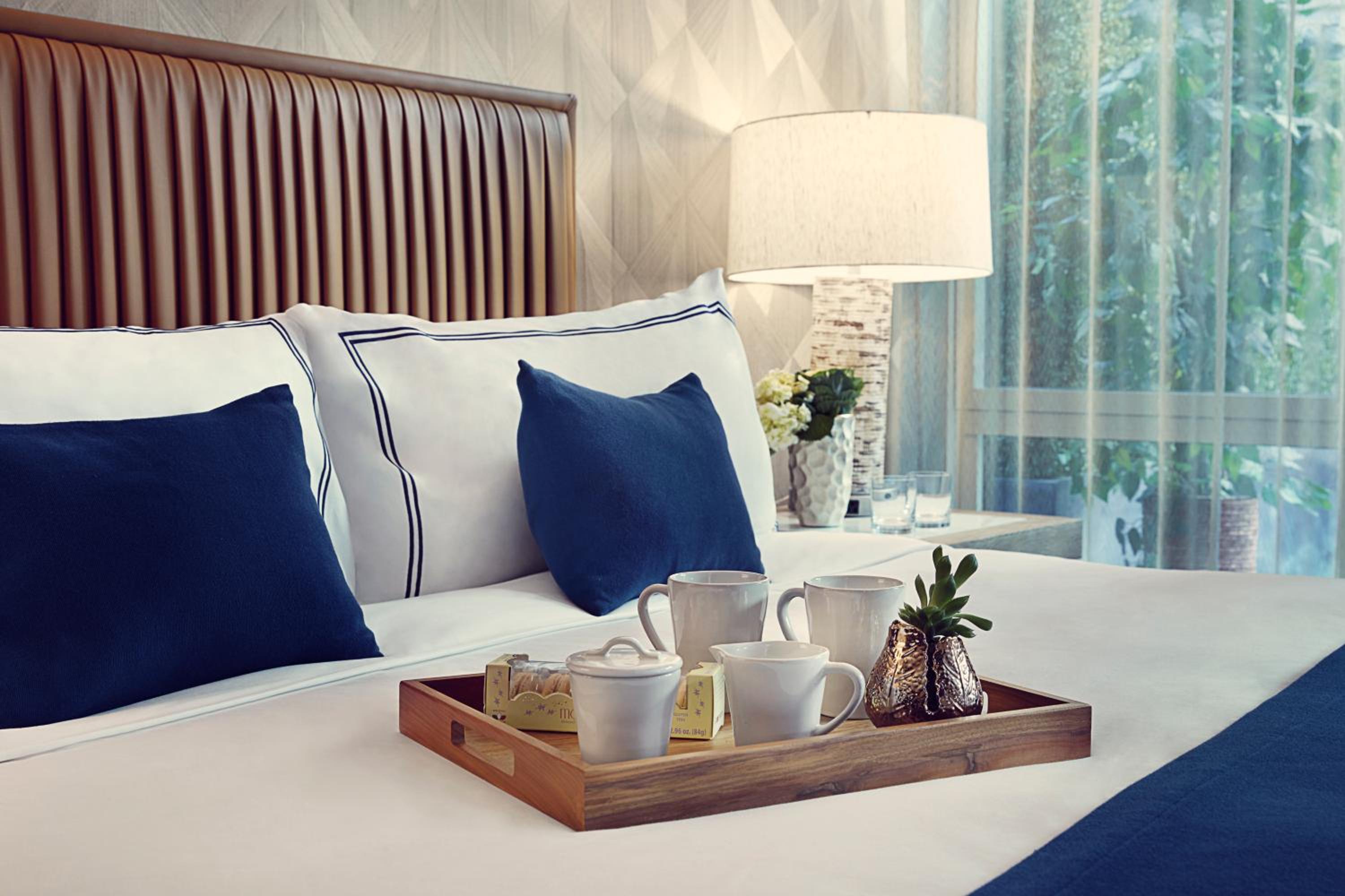 Deluxe King Room with Terrace