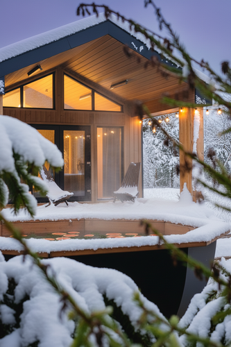 Forest lodge с горячей купелью в Бухлово Парк