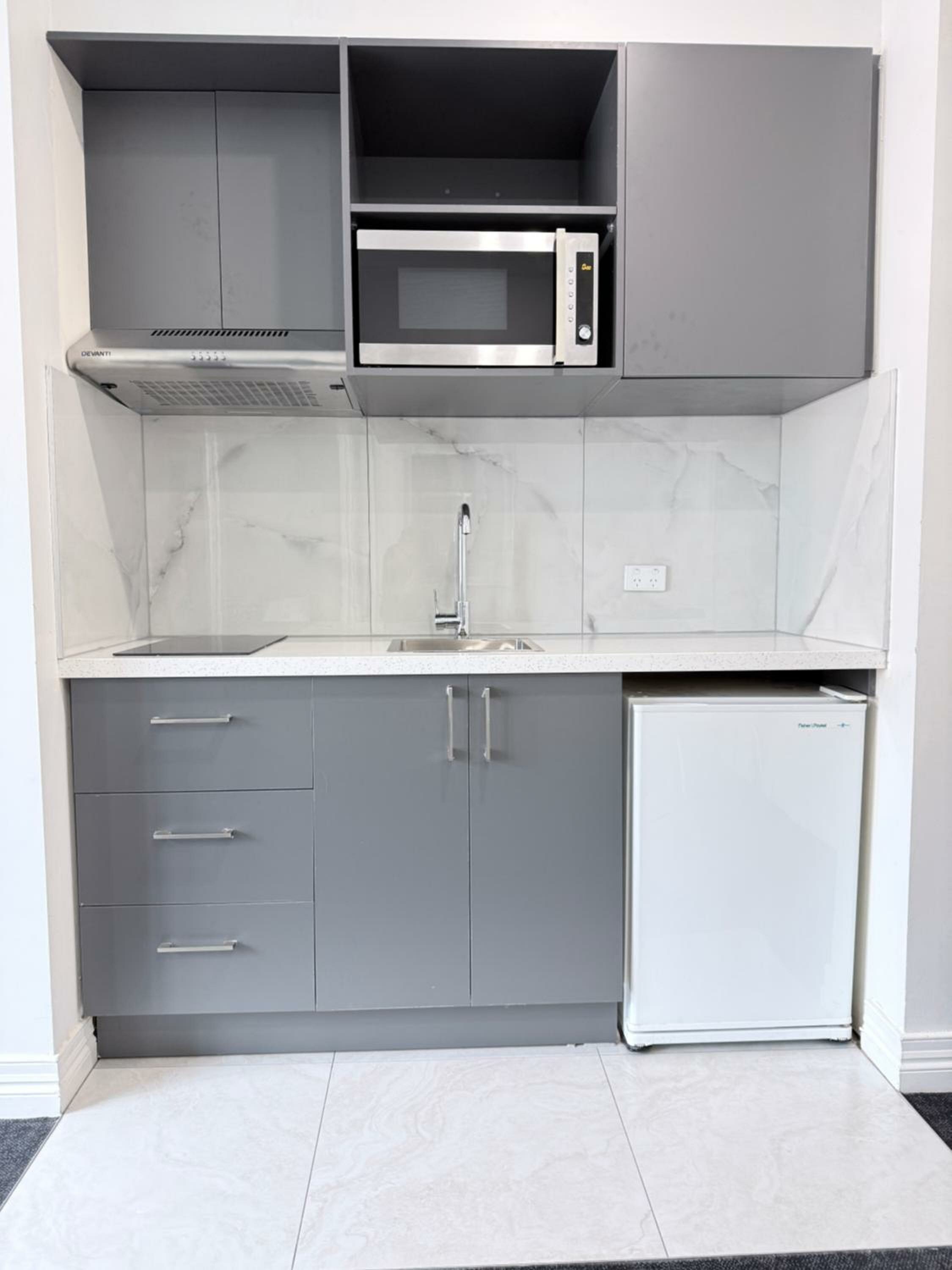 Superior Deluxe King Apartment - Non-Smoking