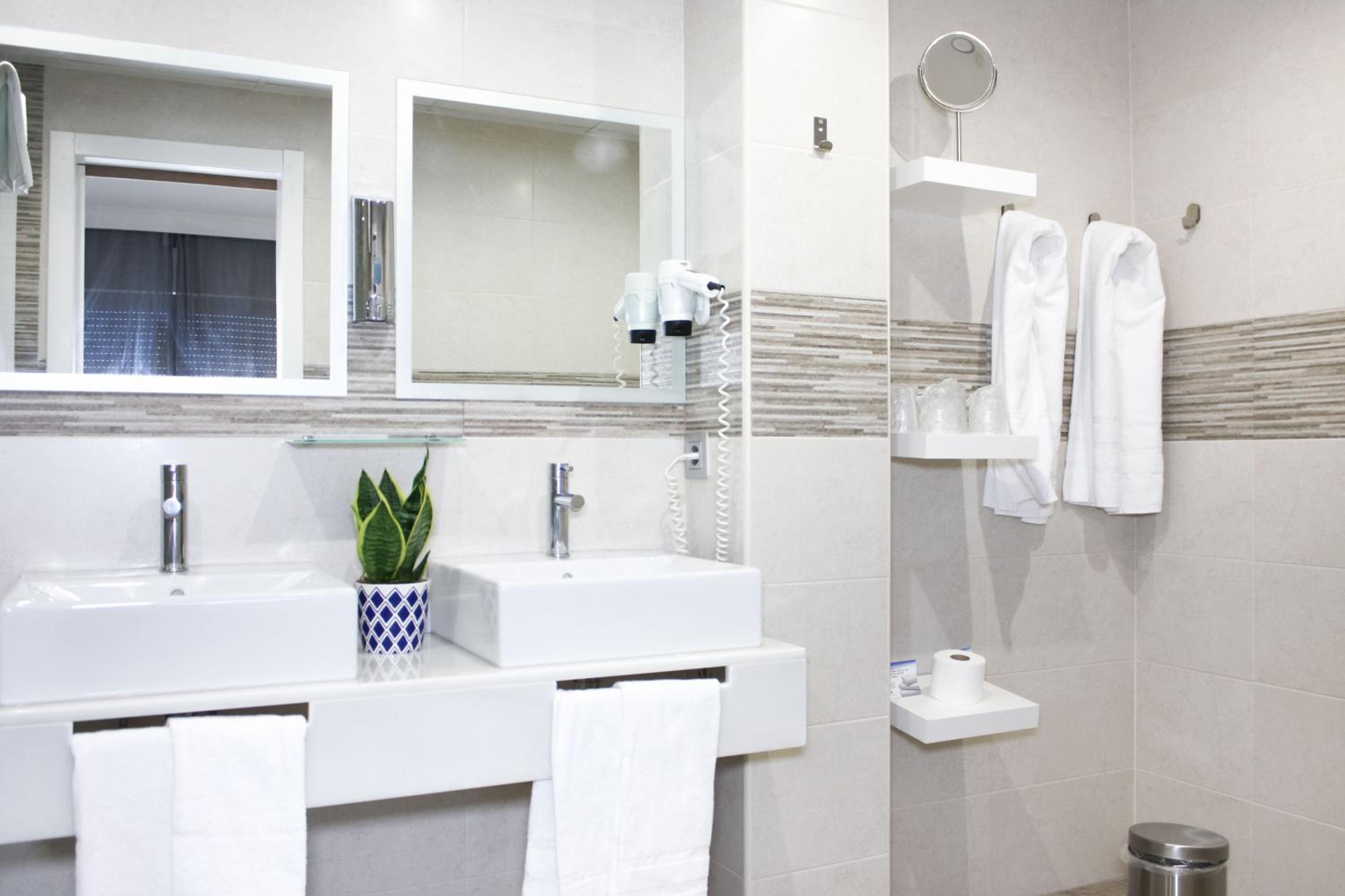 Superior Family Room