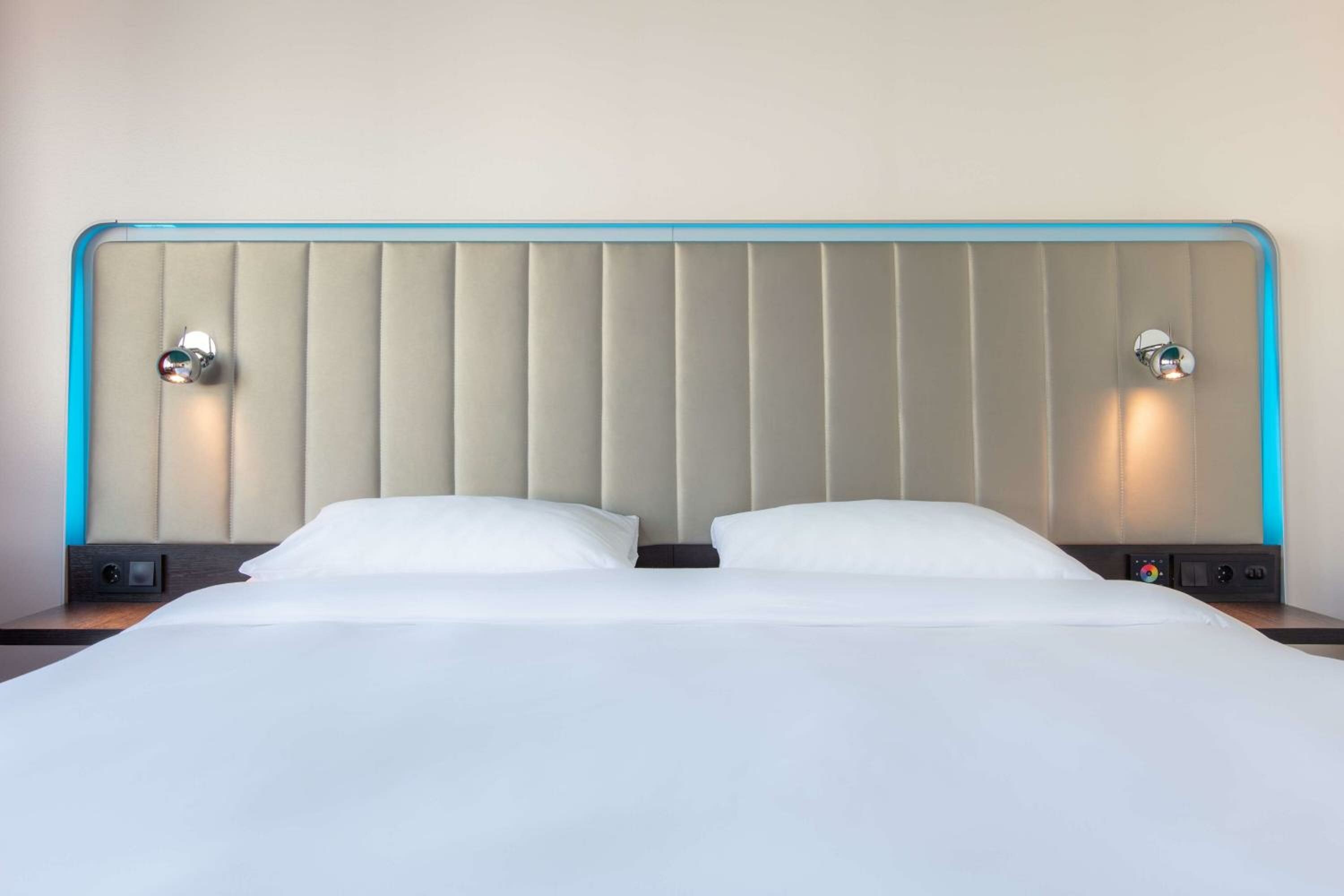 Net Zero Standard Room