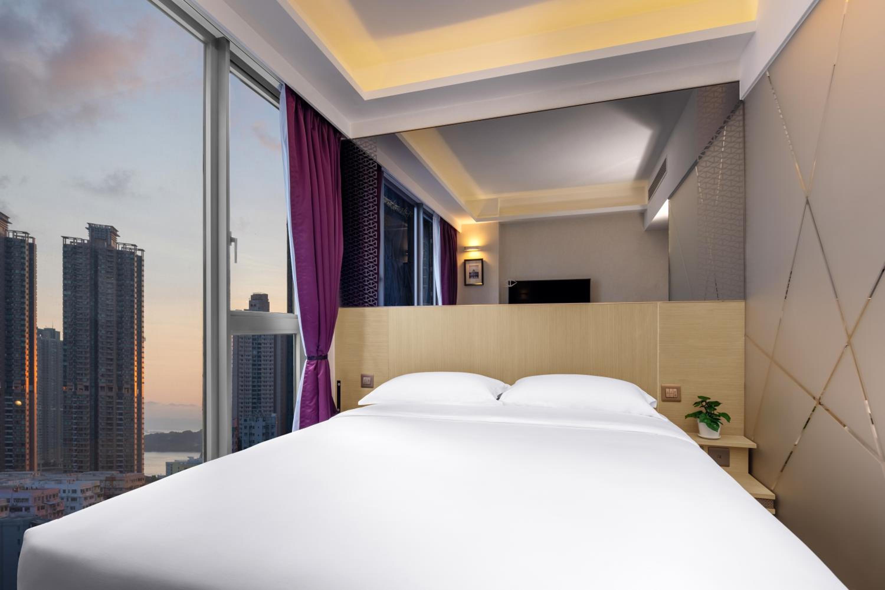 Starphire City Double Room