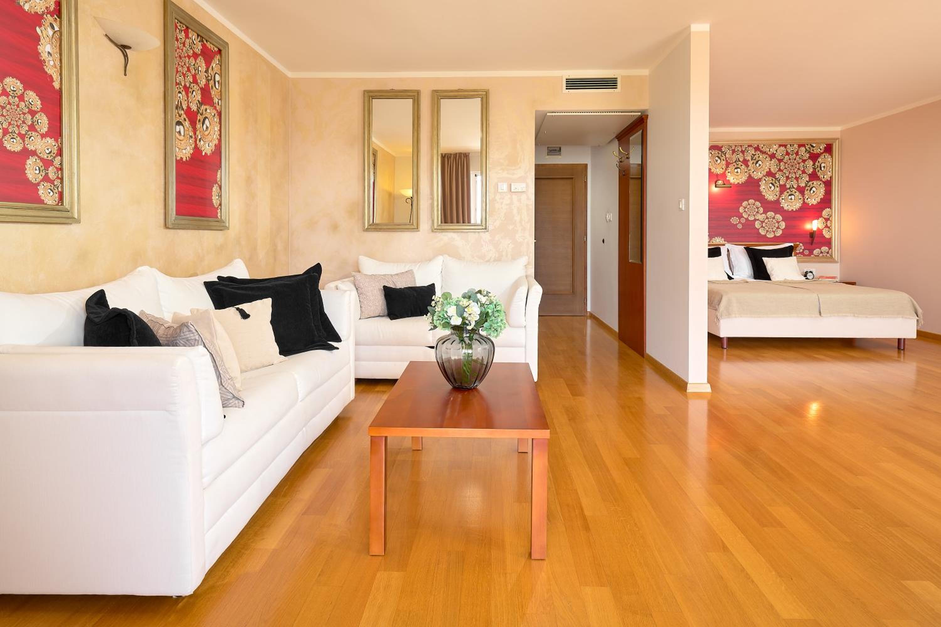 Junior Suite with Balcony and Sea View