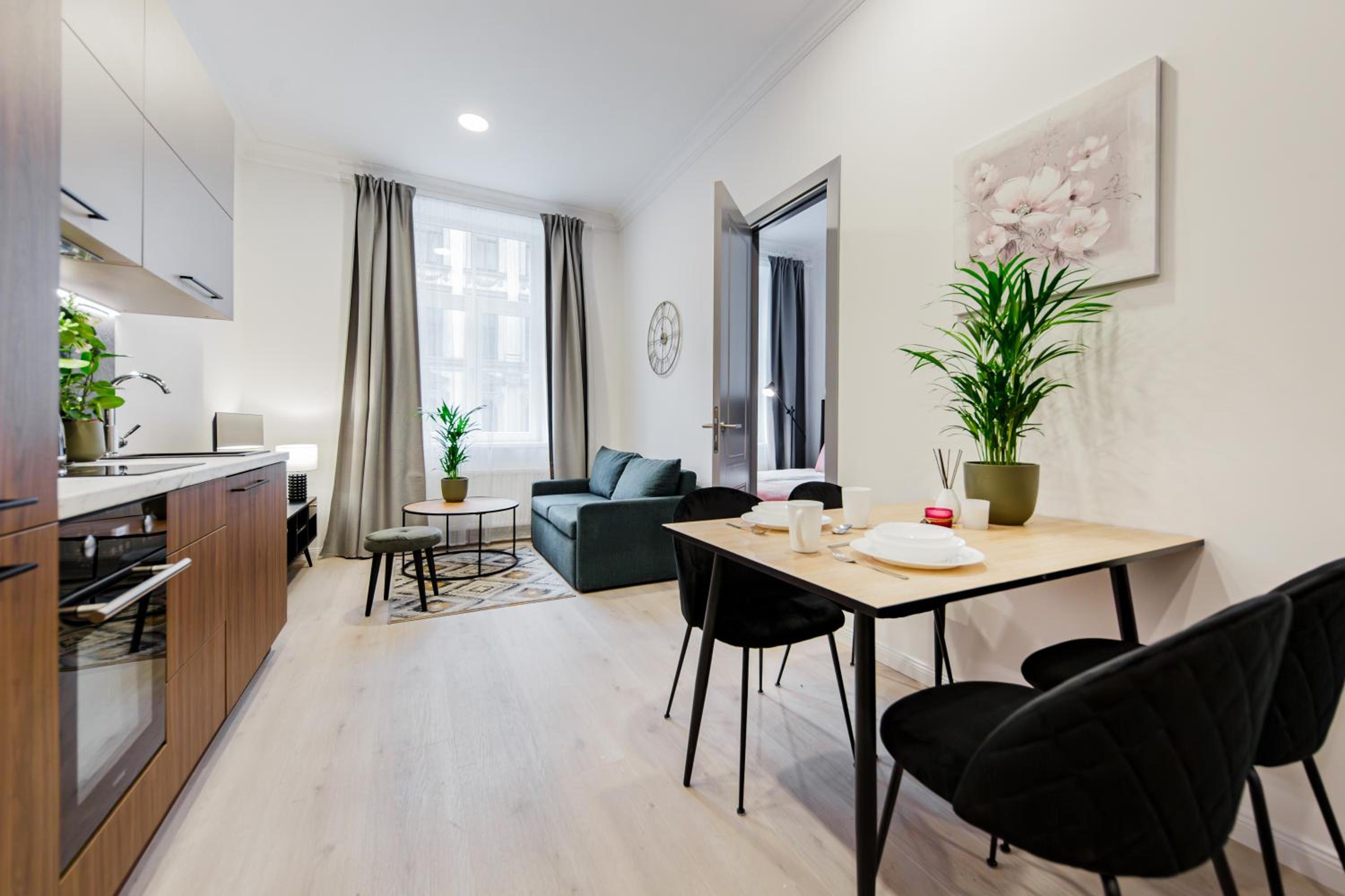 One-Bedroom Apartment