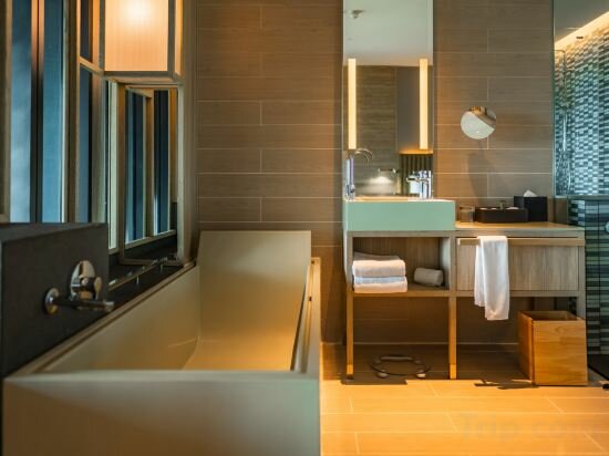 Lifestyle Premier King – Family Room With Sofa Bed For 1 Child