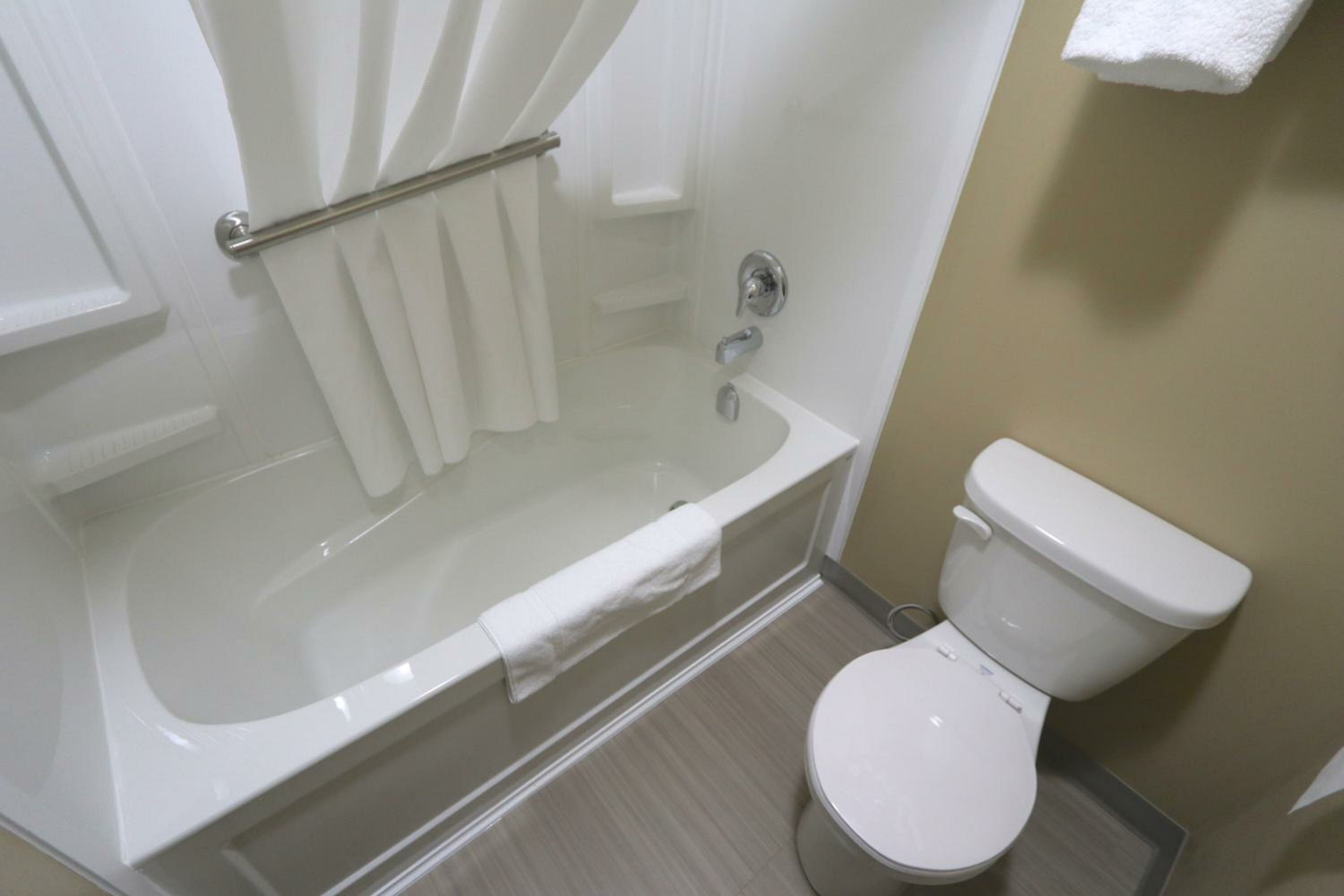 King Room - Non-Smoking