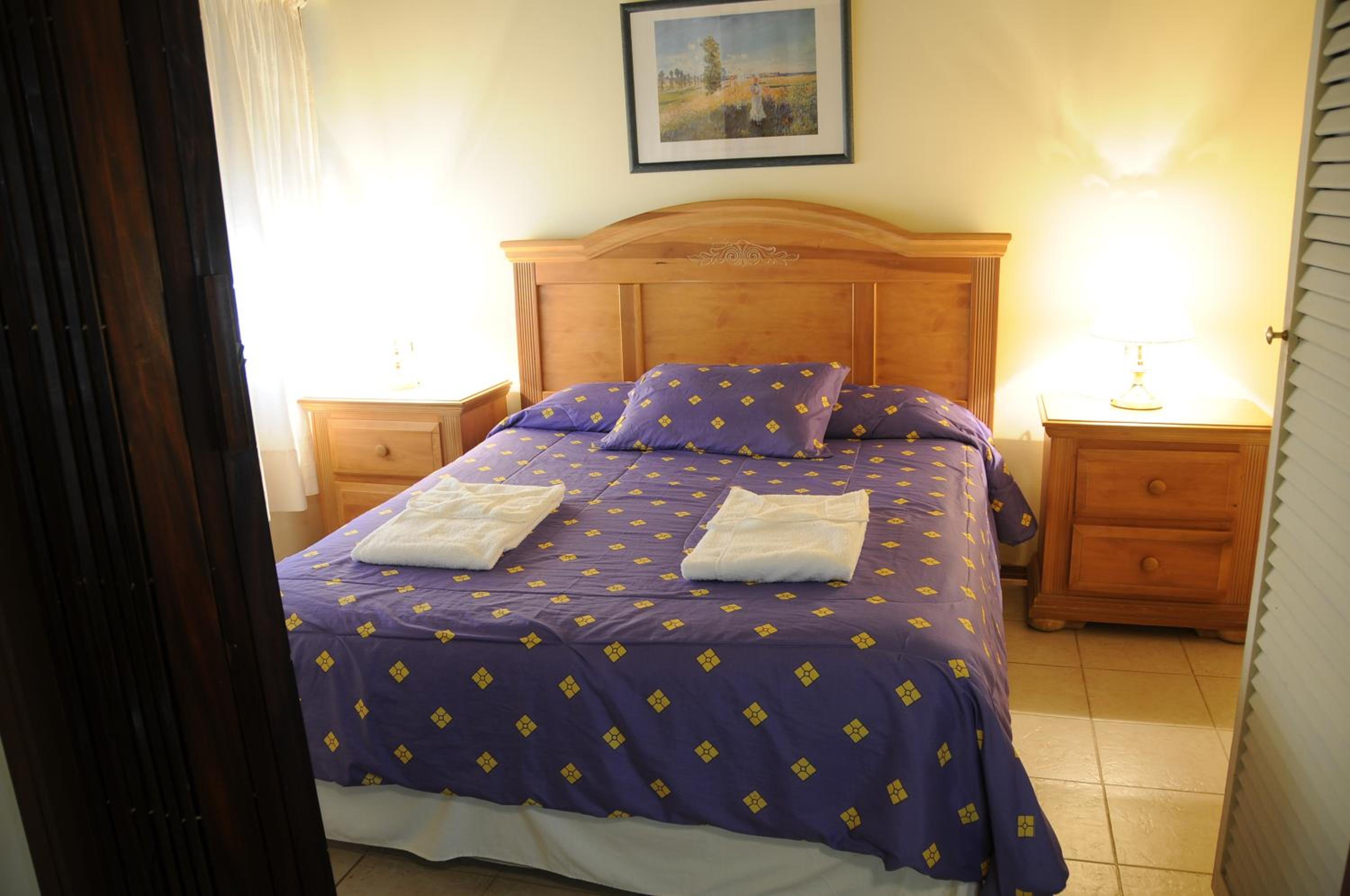 One-Bedroom Bungalow