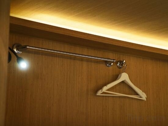 Private Room With 2 Single And 2 Queen Capsule