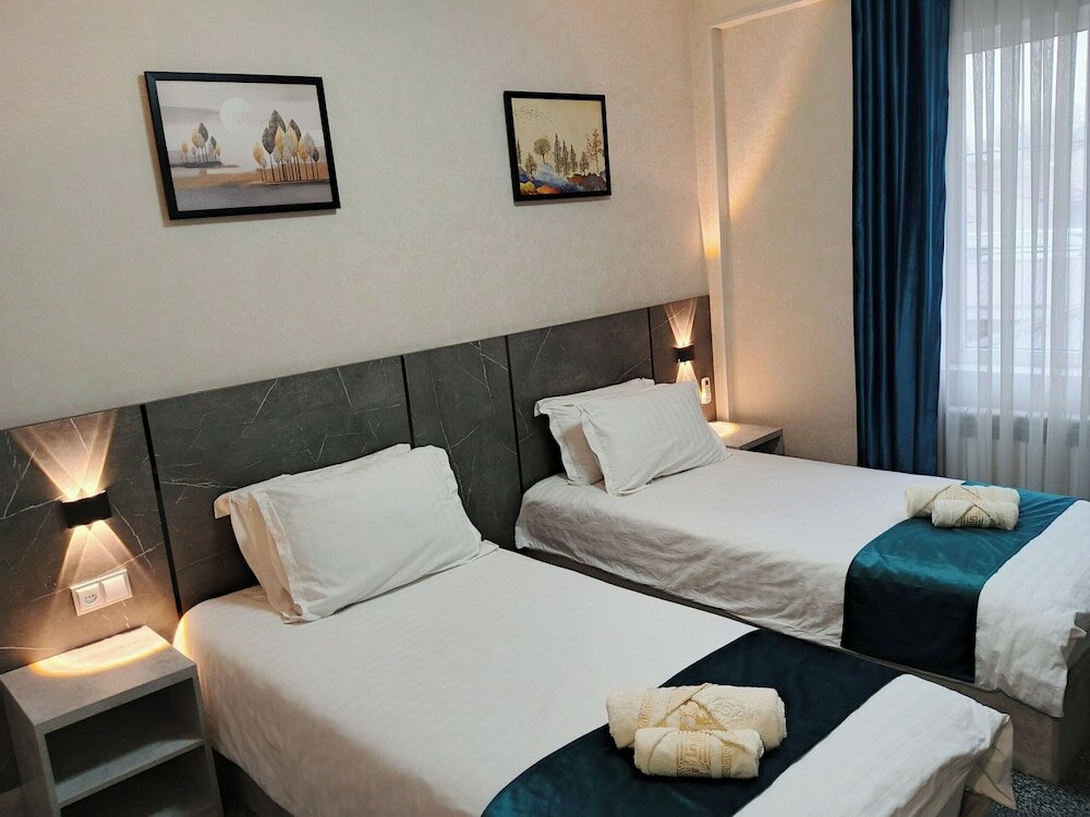 Standard Twin Room, Courtyard View