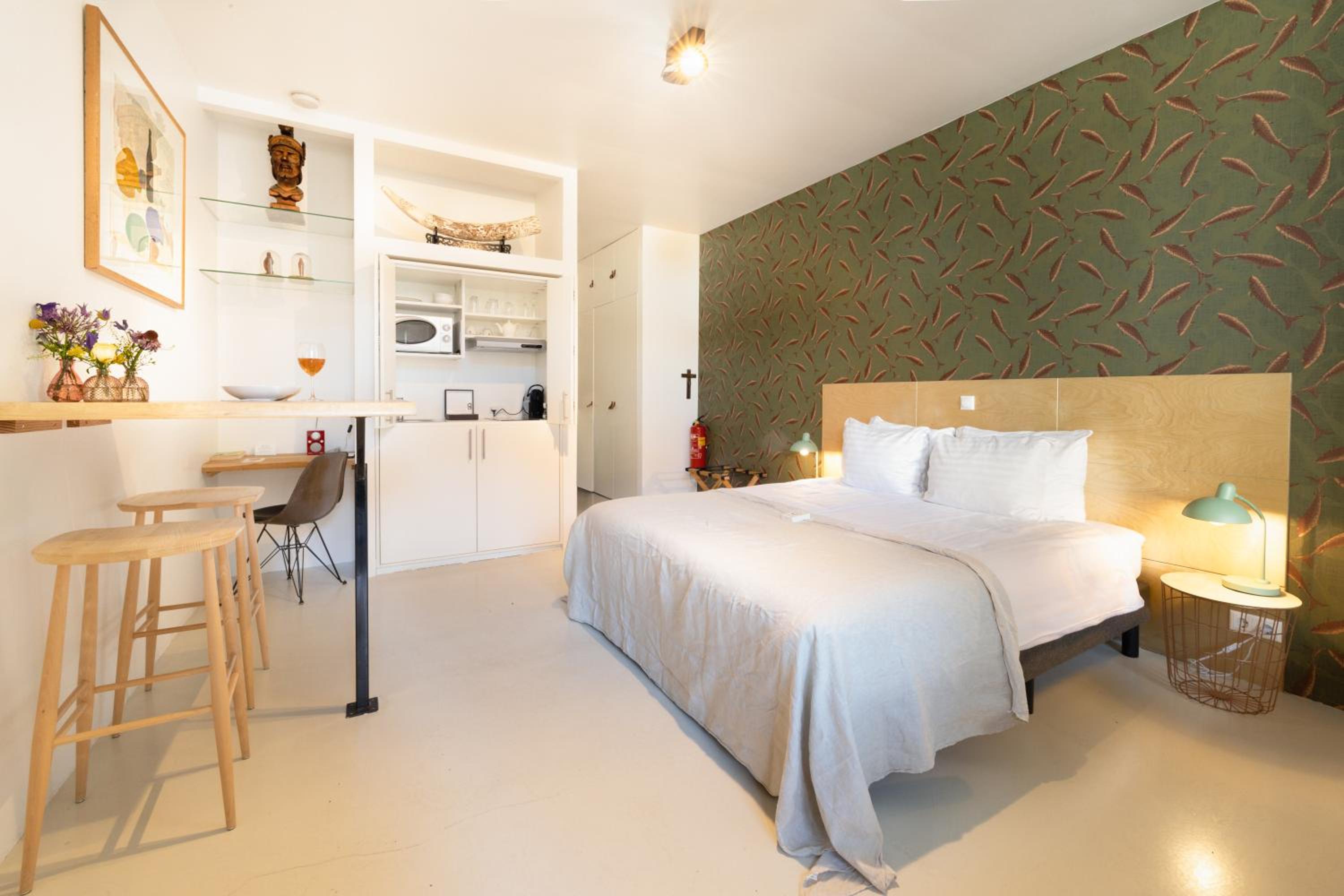 Suite with Garden View