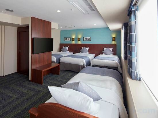 Standard Fourth Room