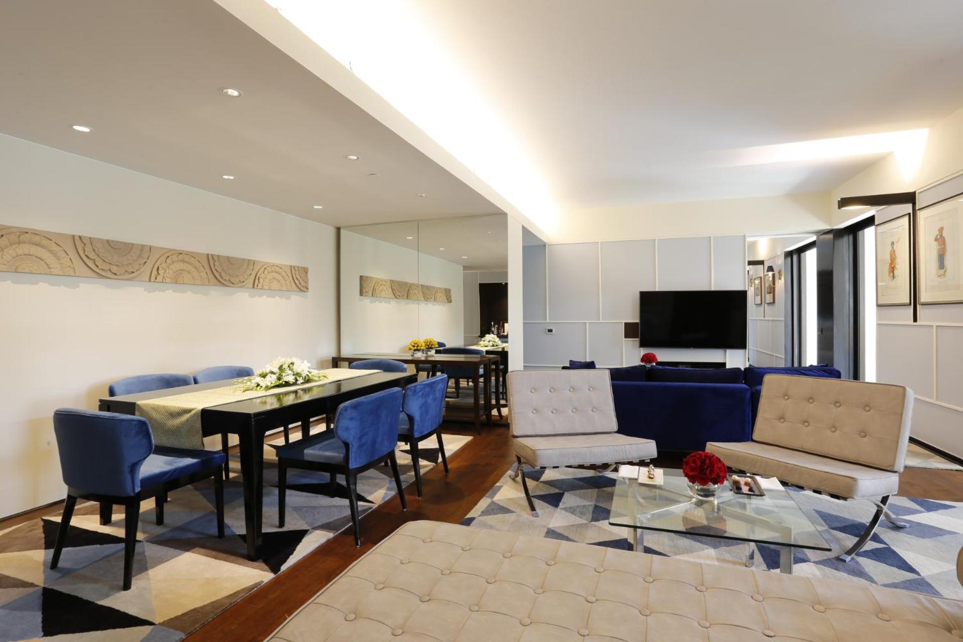 Signature Terrace Suite with  Happy Hours at Safari Lounge 5 to 7 pm, Buy 01 drink and get another drink complimentary (spirits), 1200 spa credit per booking