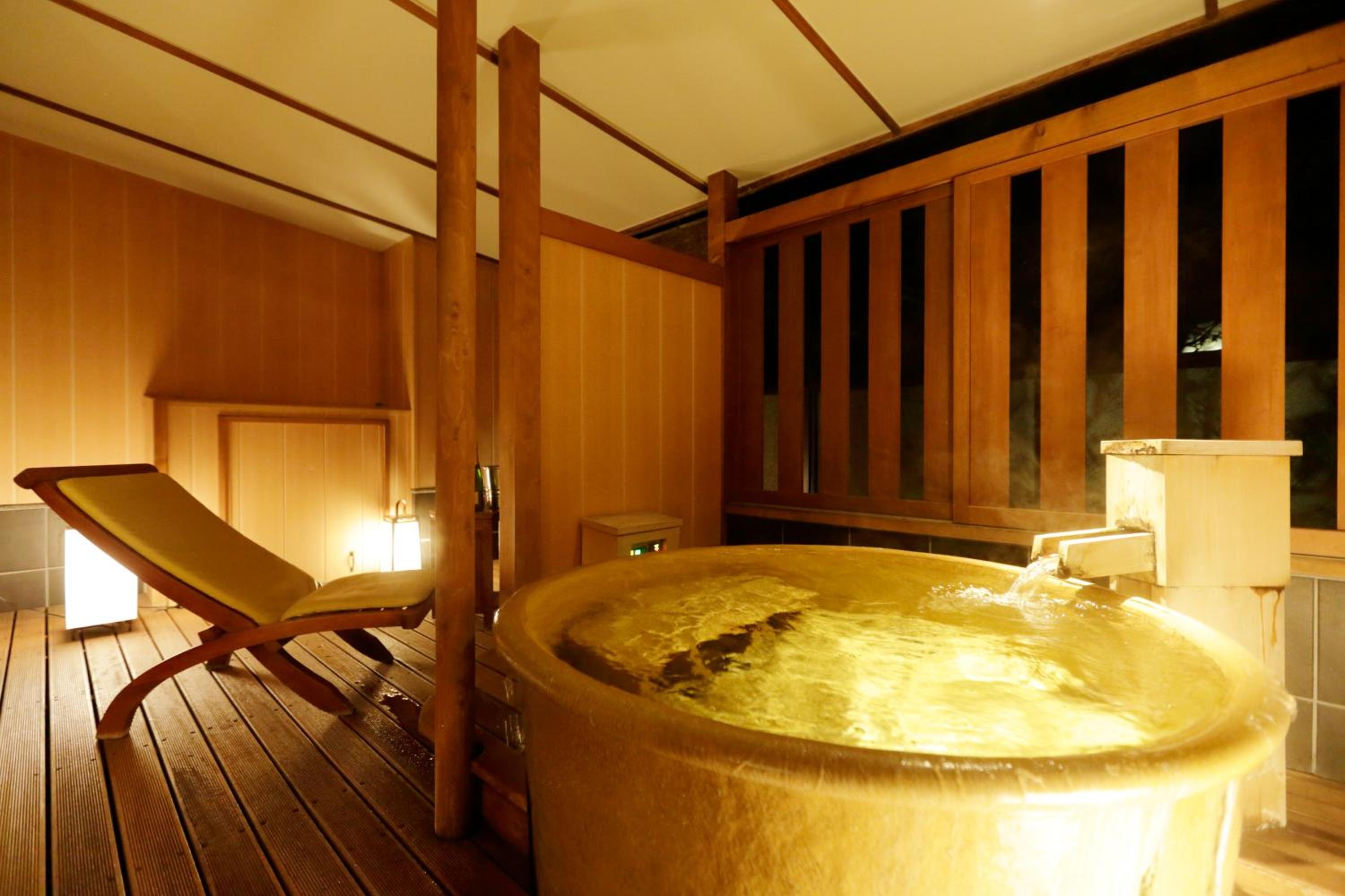 Japanese and Western style room with open-air-bath type C - Non-smoking