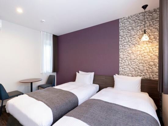 Superior Twin Room with Extra Bed