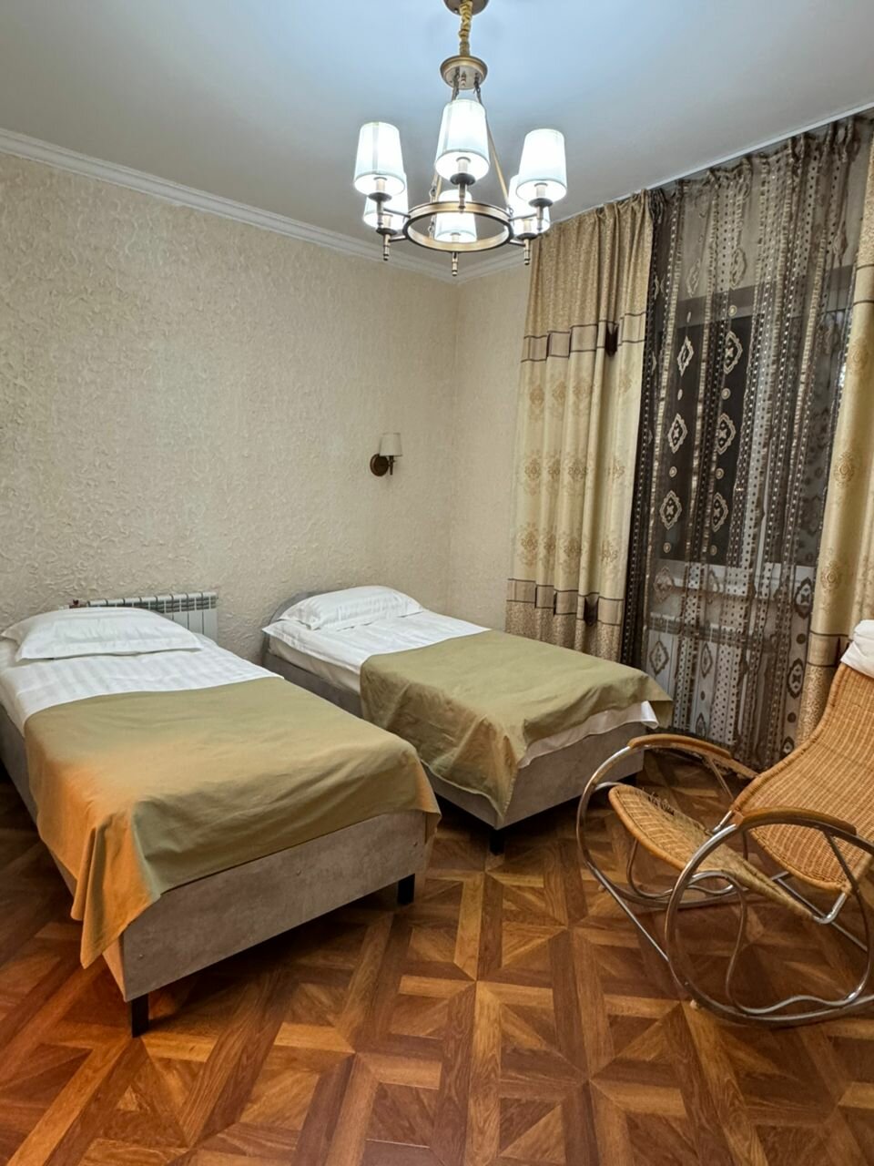 Улучшенный трехместный номер