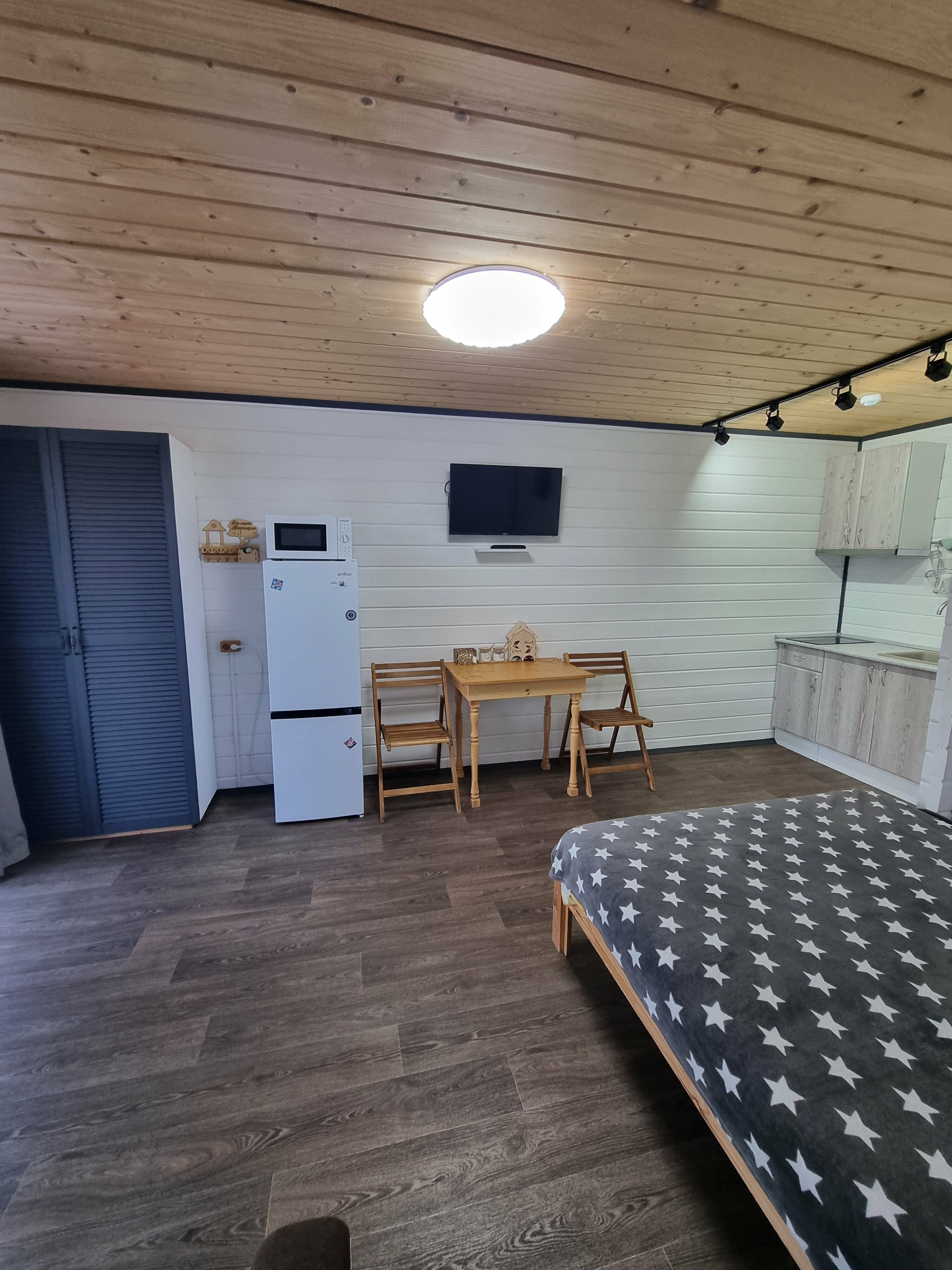 Домики с видом на двор