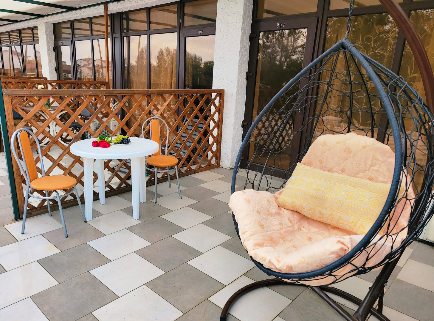 Пятиместный комфорт с общей террасой