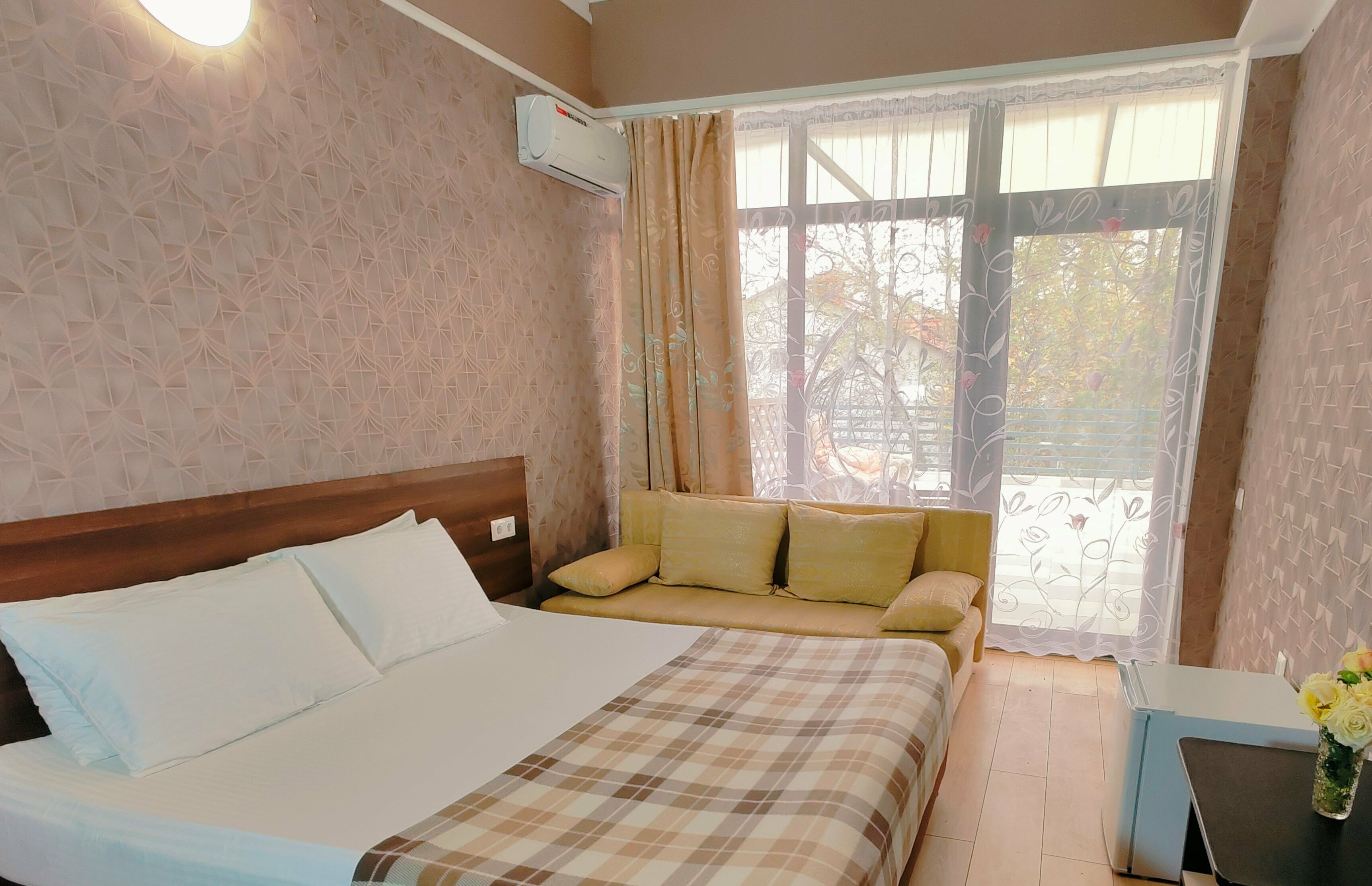 Четырёхместный комфорт с общей террасой