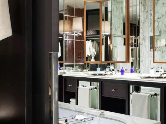 Grand Premier Suite