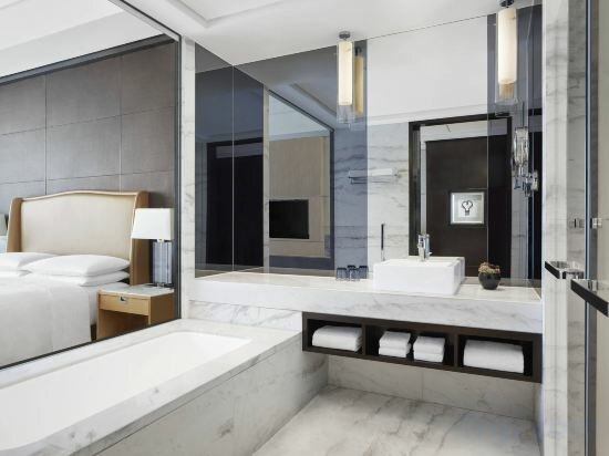 Deluxe Room (2 Beds)