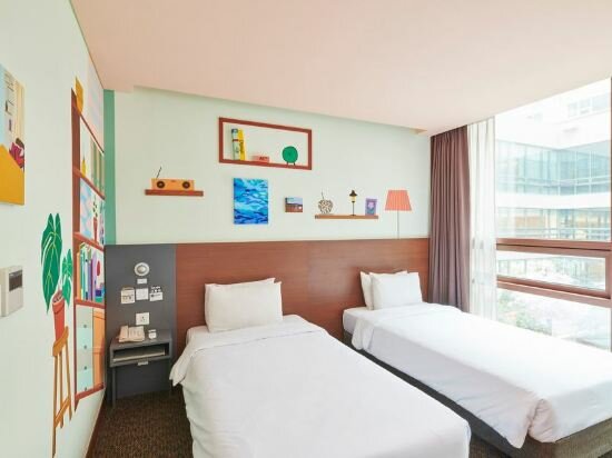 DIVE IN YURINA ART STAY SEOUL 2