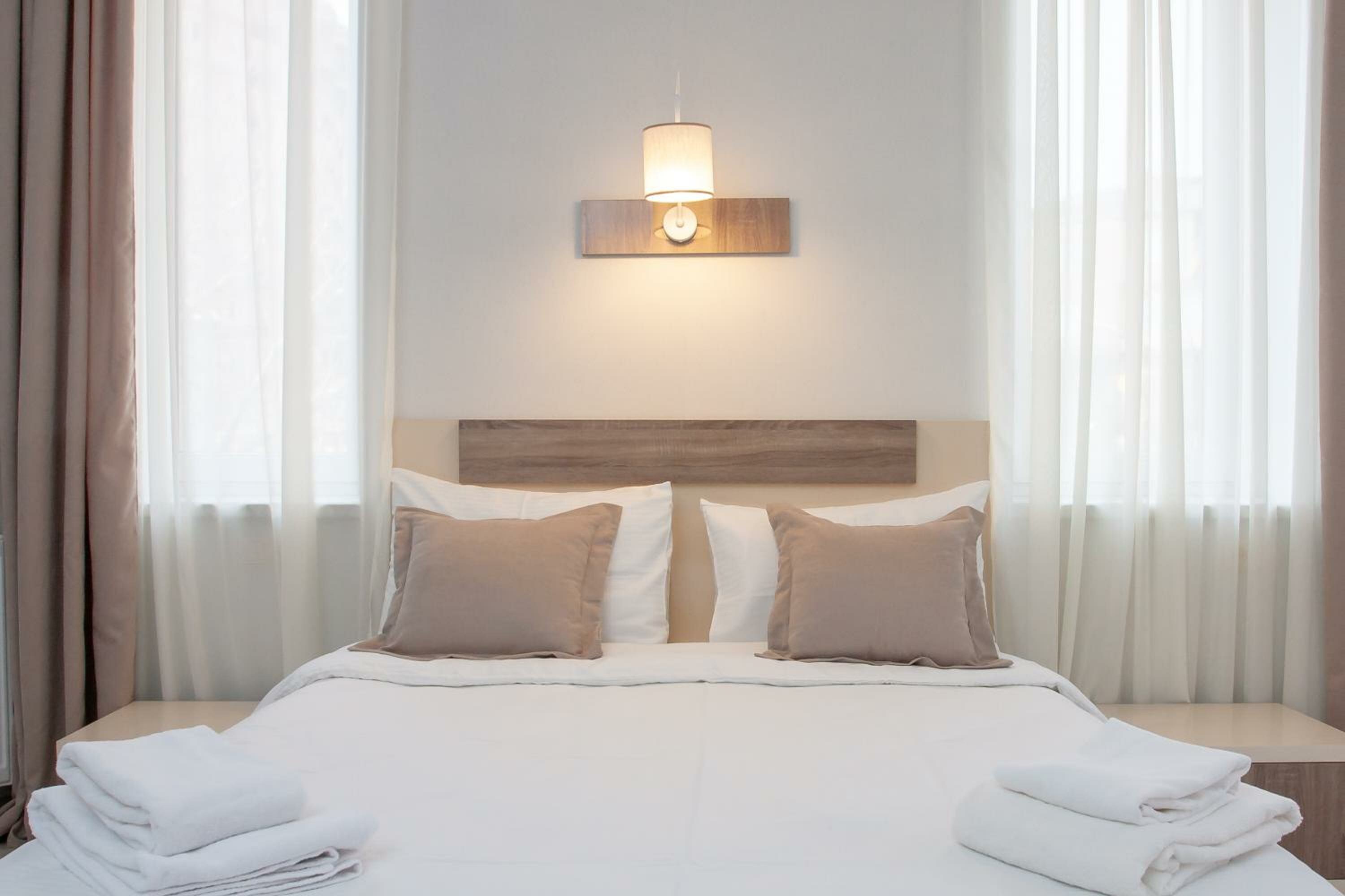 King Room With Balcony