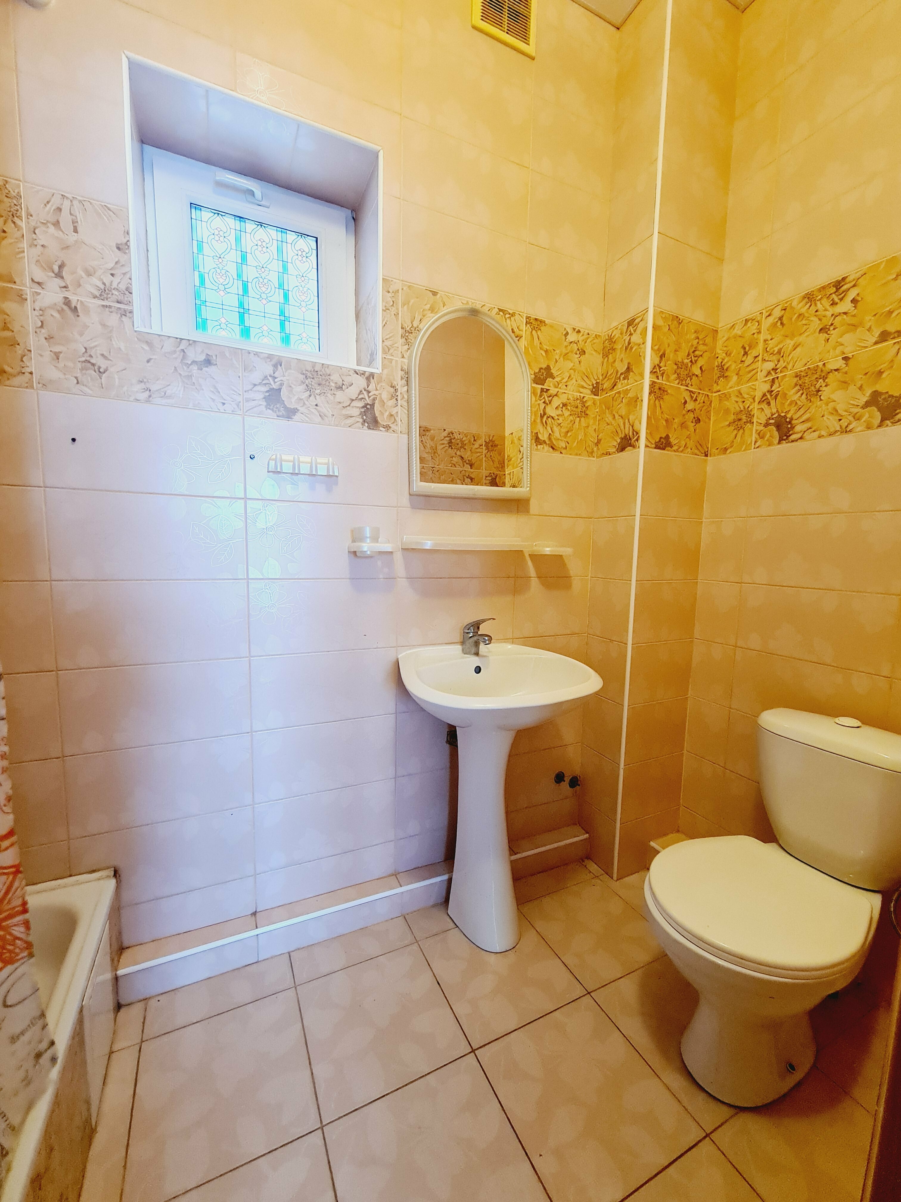 Трёхместный стандарт с кухней и балконом