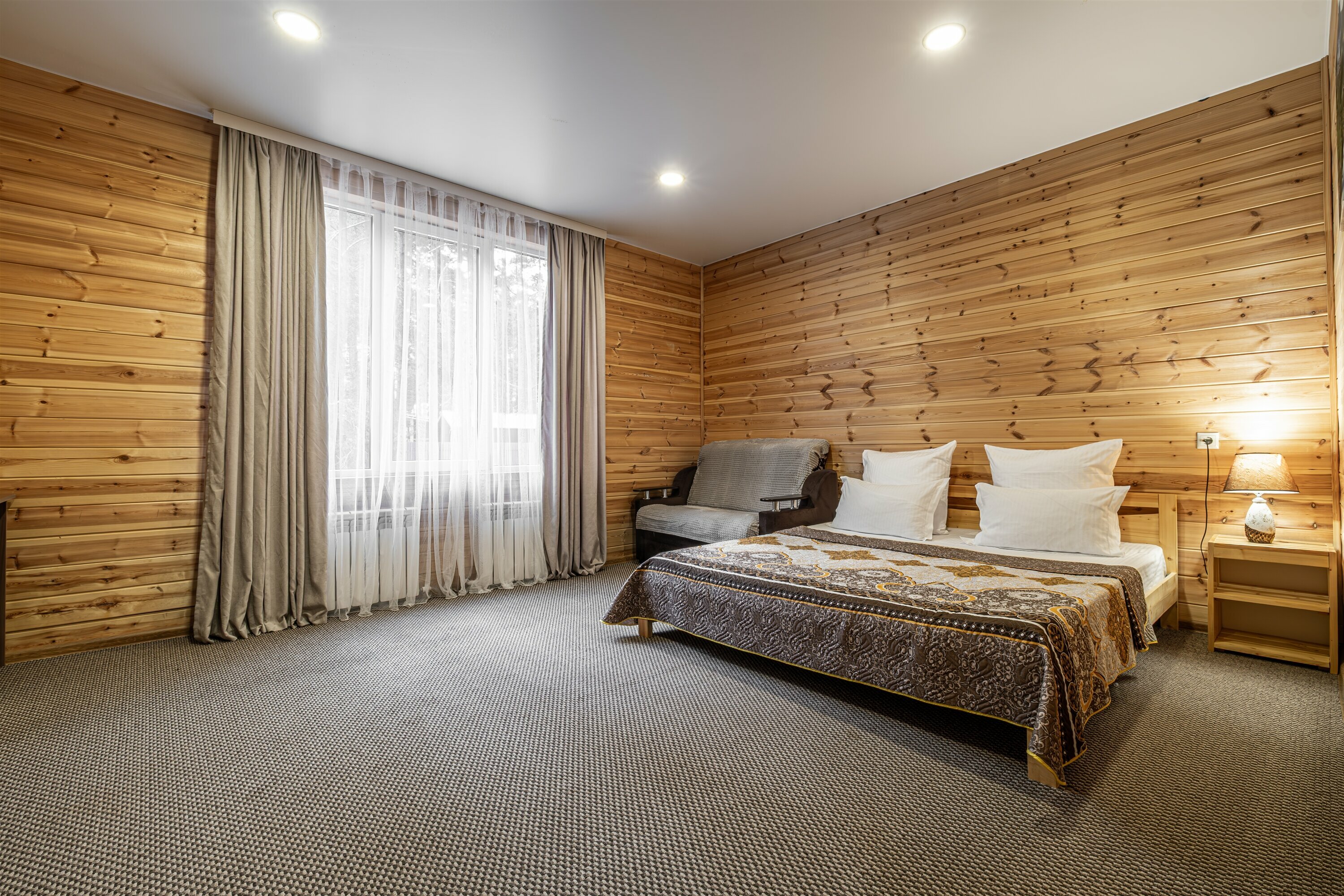 Улучшенный трехместный номер