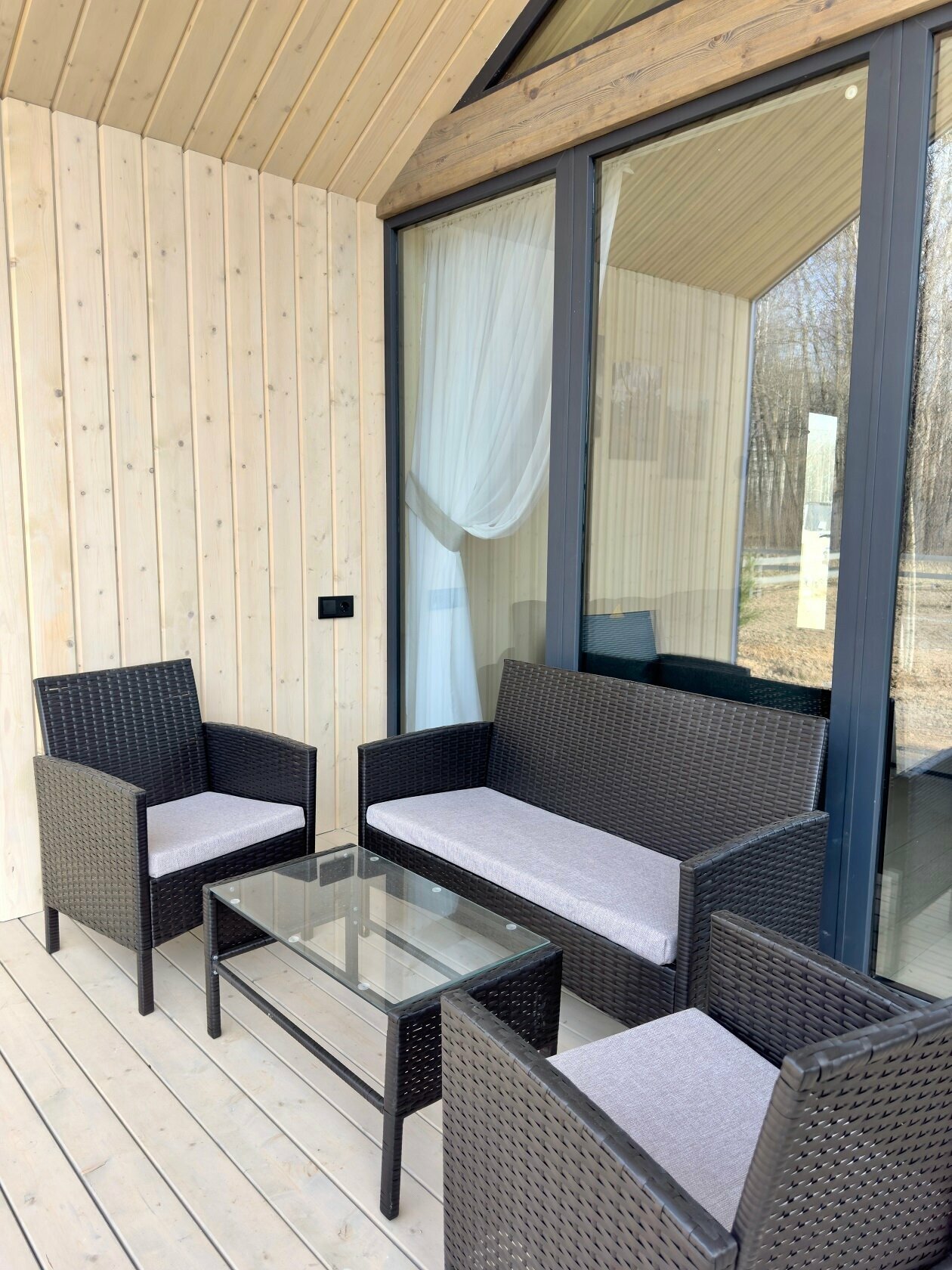 Коттедж с видом на лес