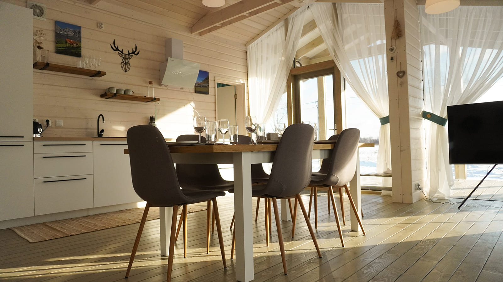 Коттедж с видом на лес