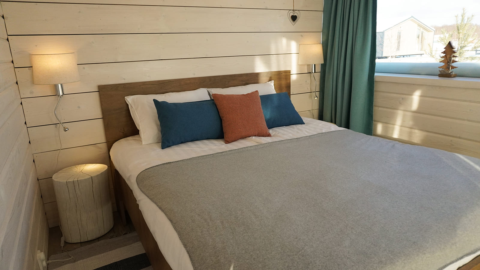 Коттедж с видом на лес