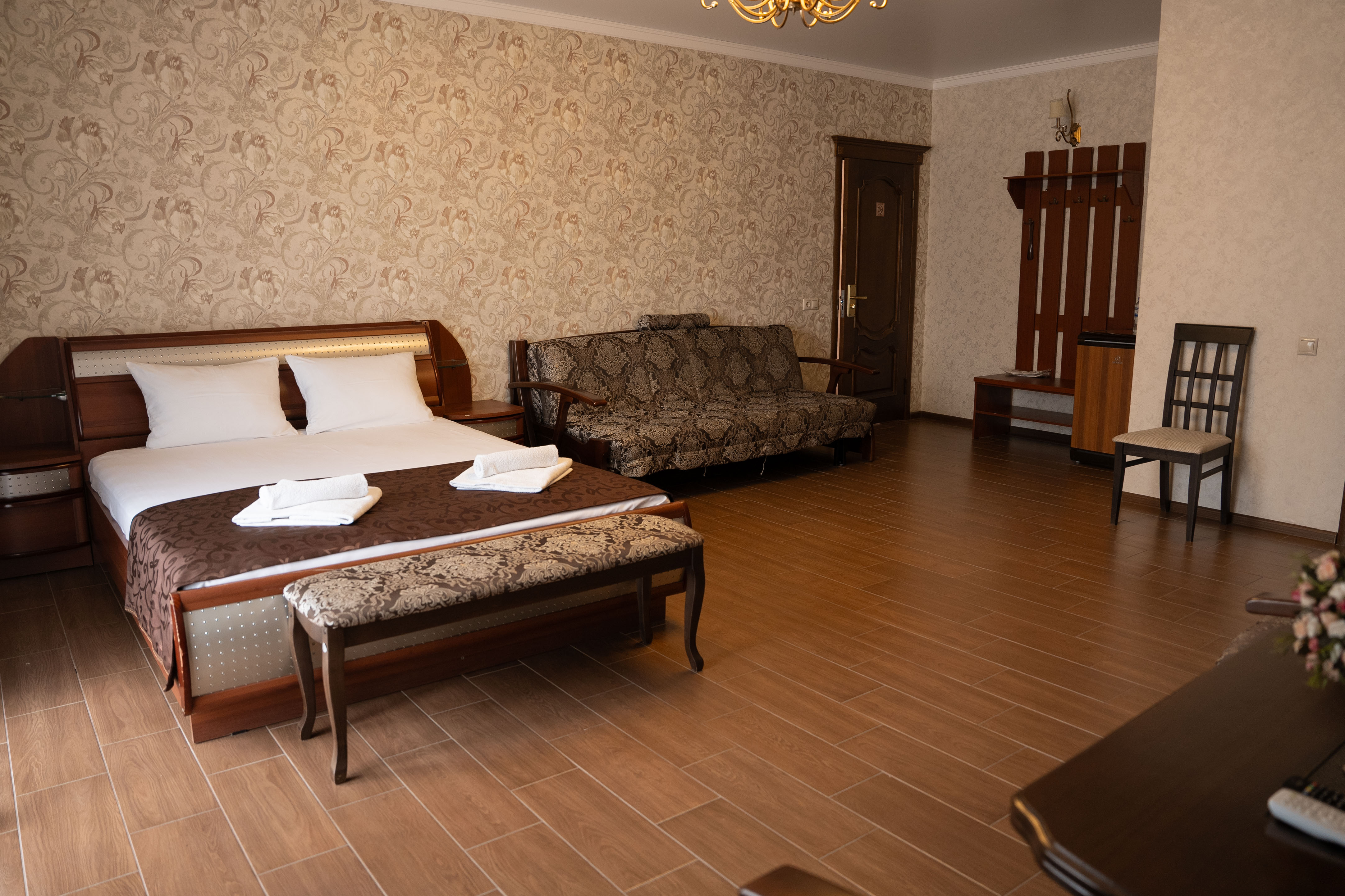 Люкс с балконом