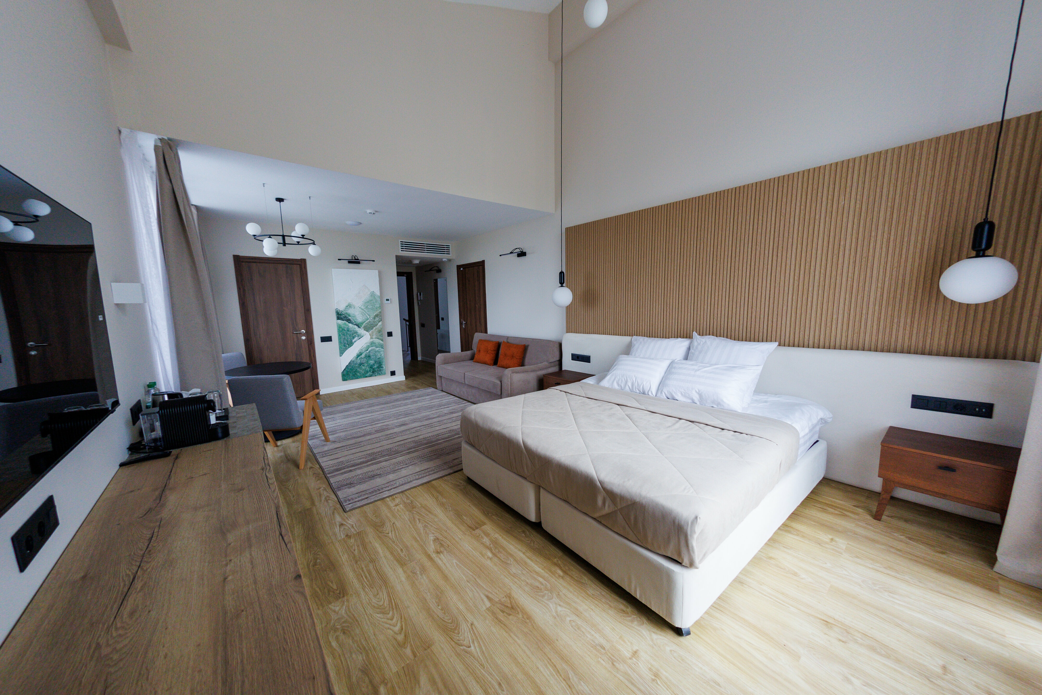 Улучшенный номер с кроватью размера «king-size» или 2 отдельными кроватями