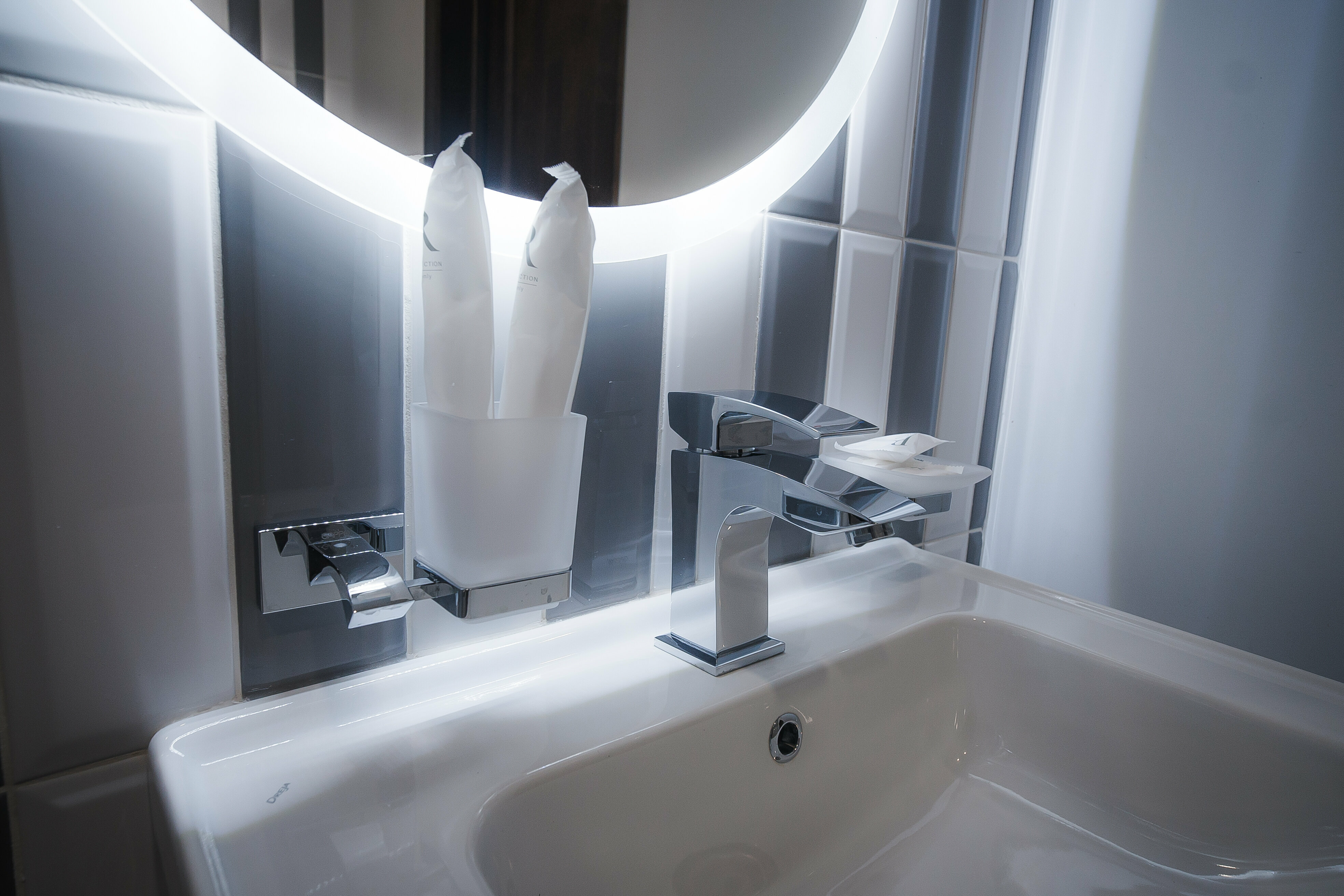 Семейный двухкомнатный номер с балконом