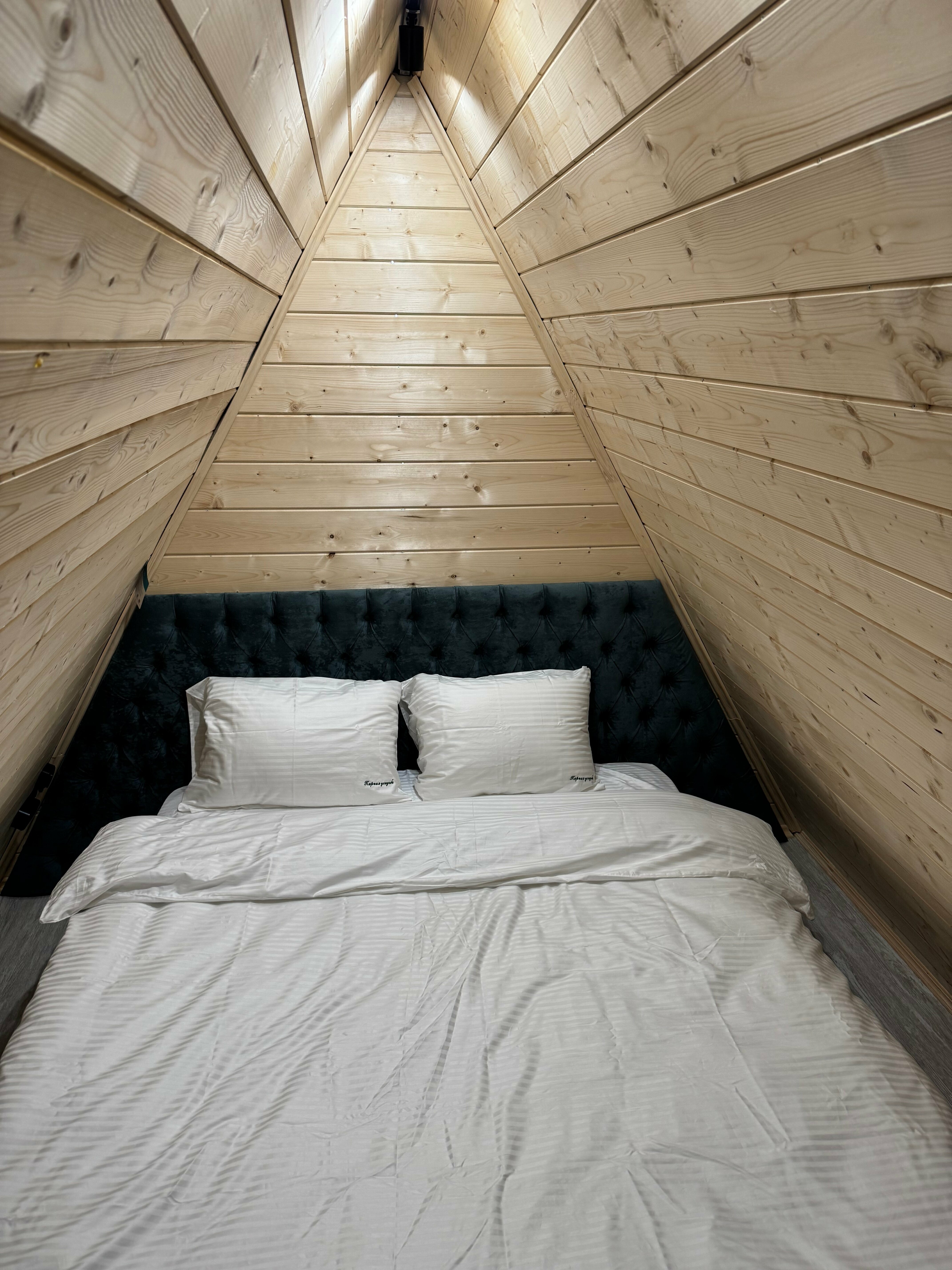 Двухуровневый четырехместный номер