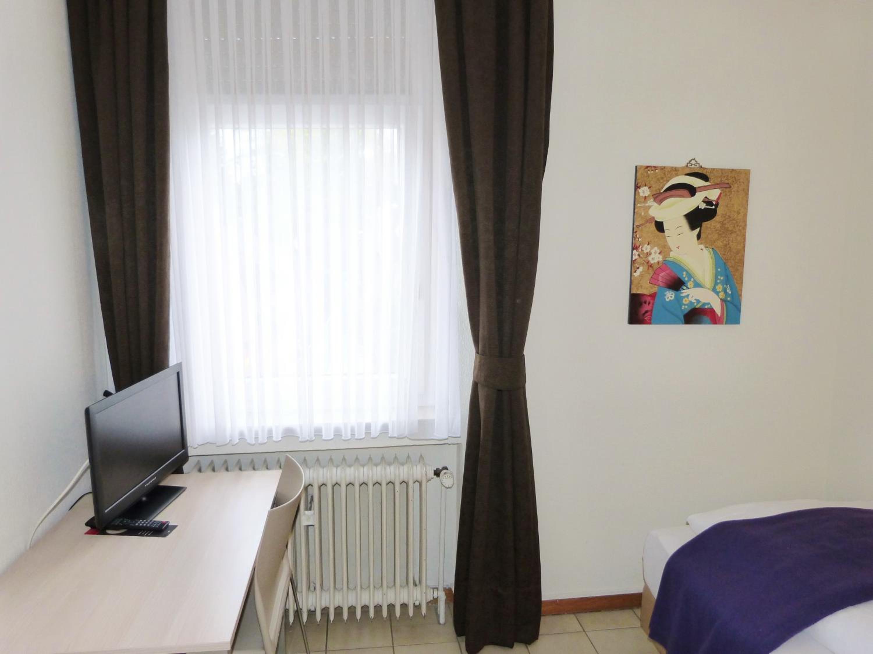 Standard Single Room