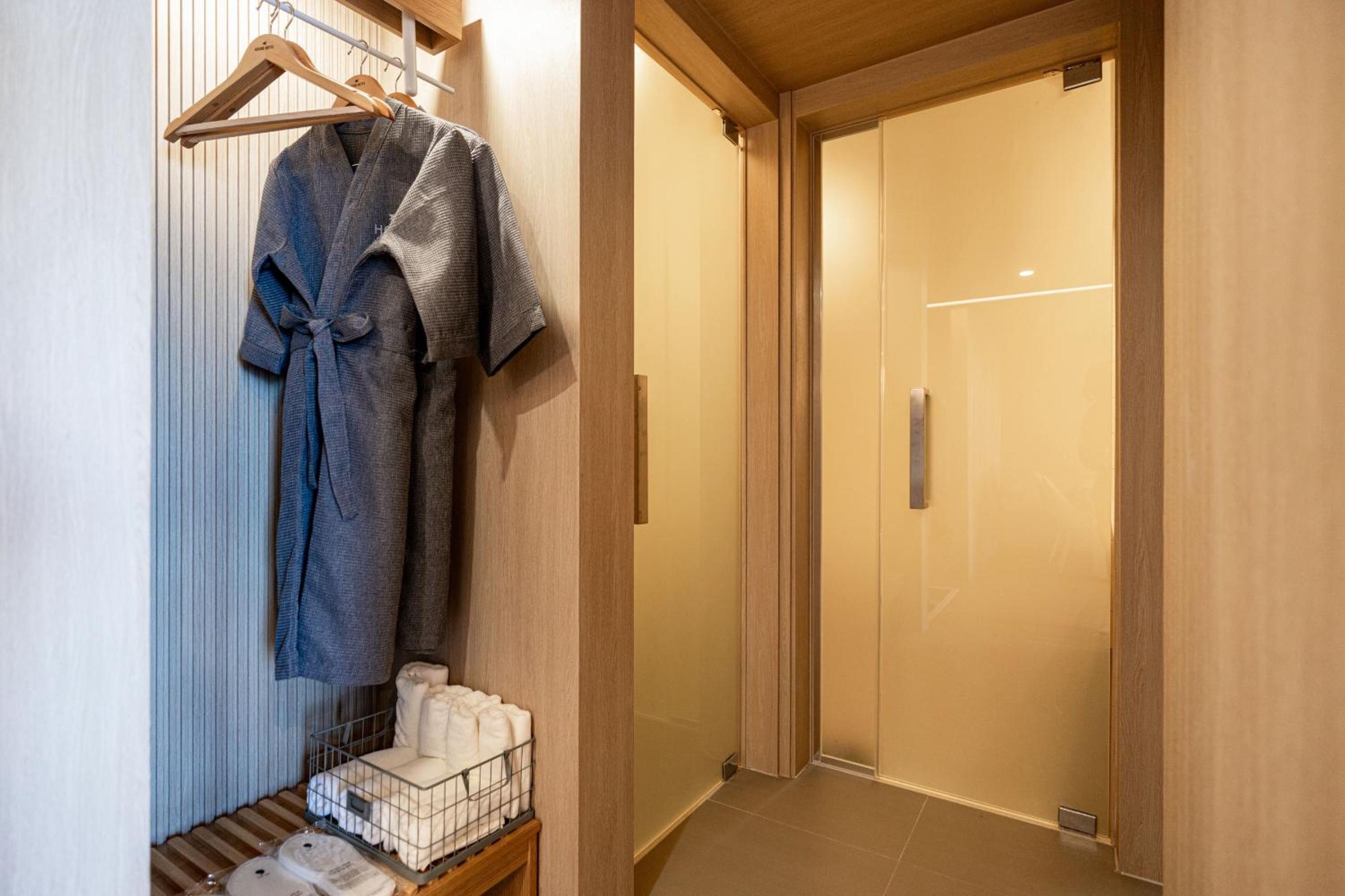 Big Pent Oean Theater