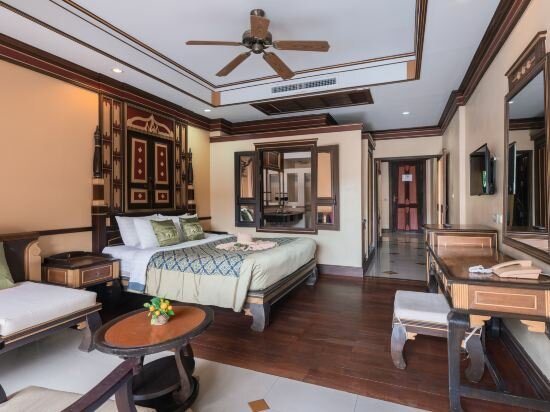 Suite Double Room With Pool View