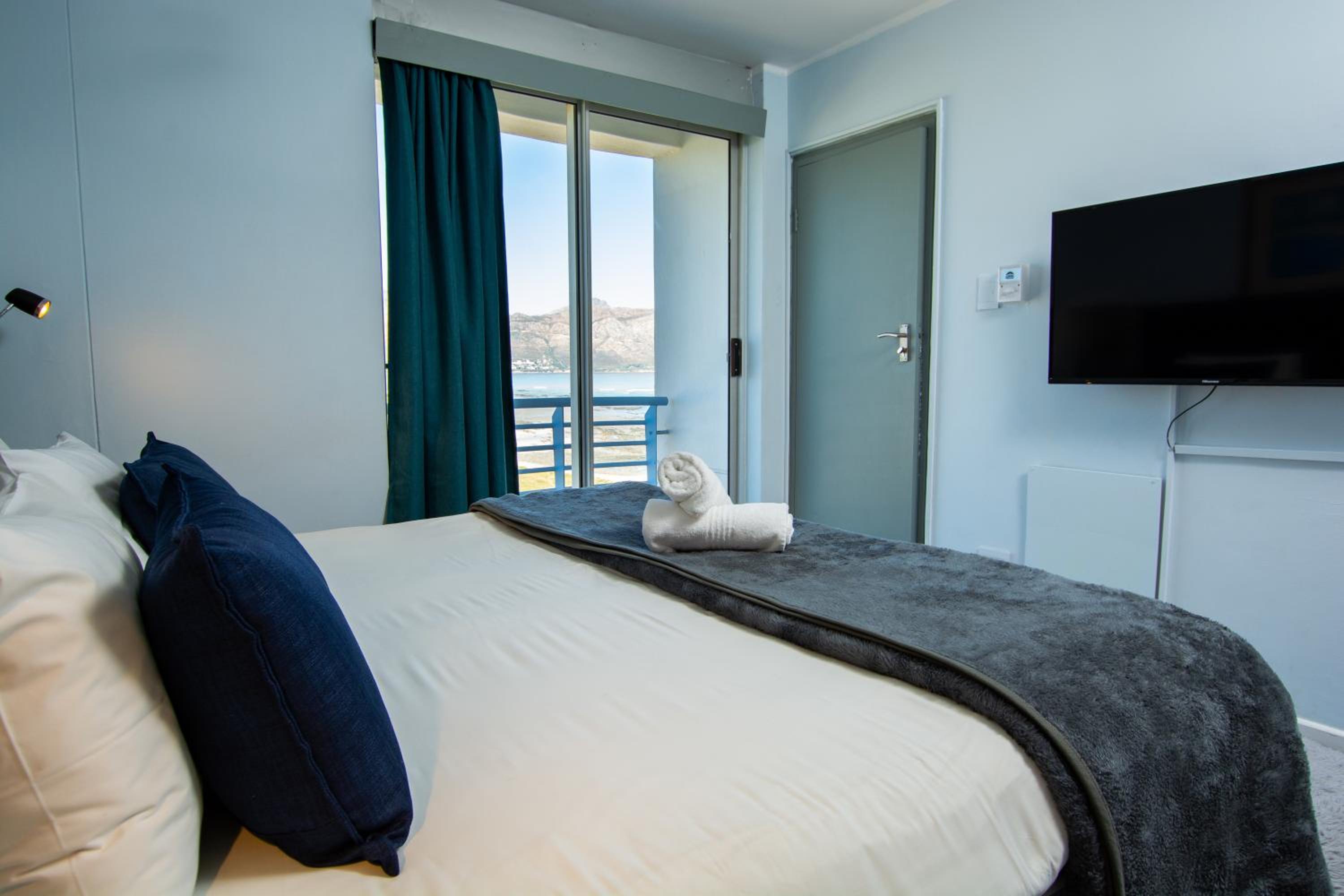 Family Room Sea Facing