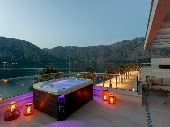 1 Bedroom Apartment with Hot Tub Premium